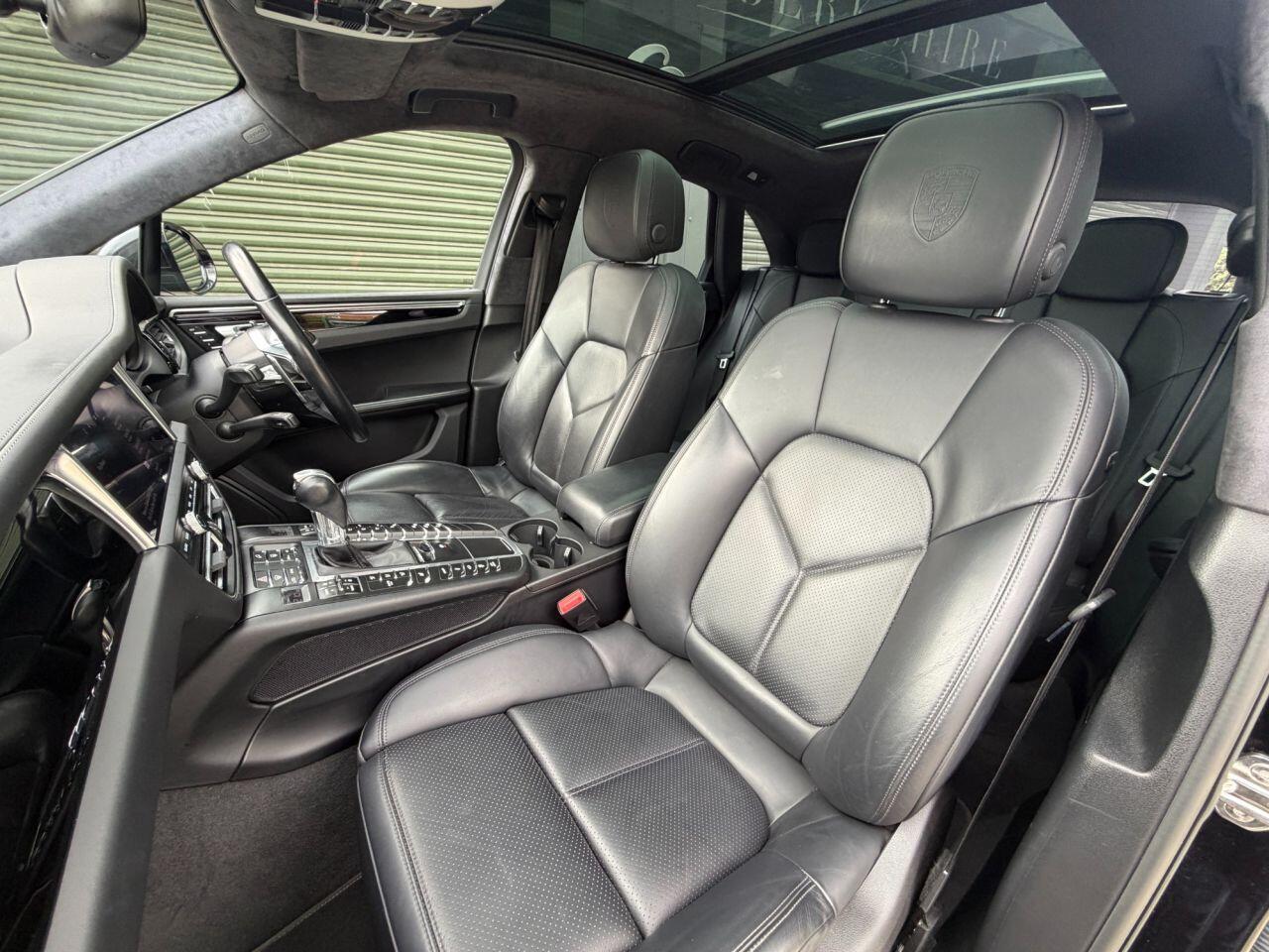 Porsche Macan view 2