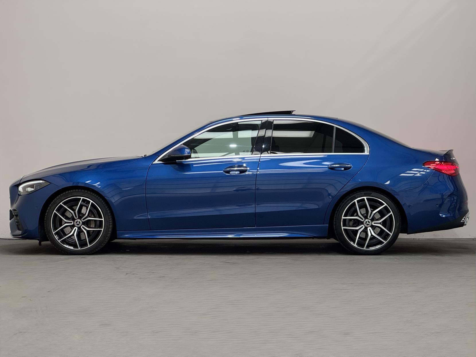 Mercedes-Benz C Class view 9