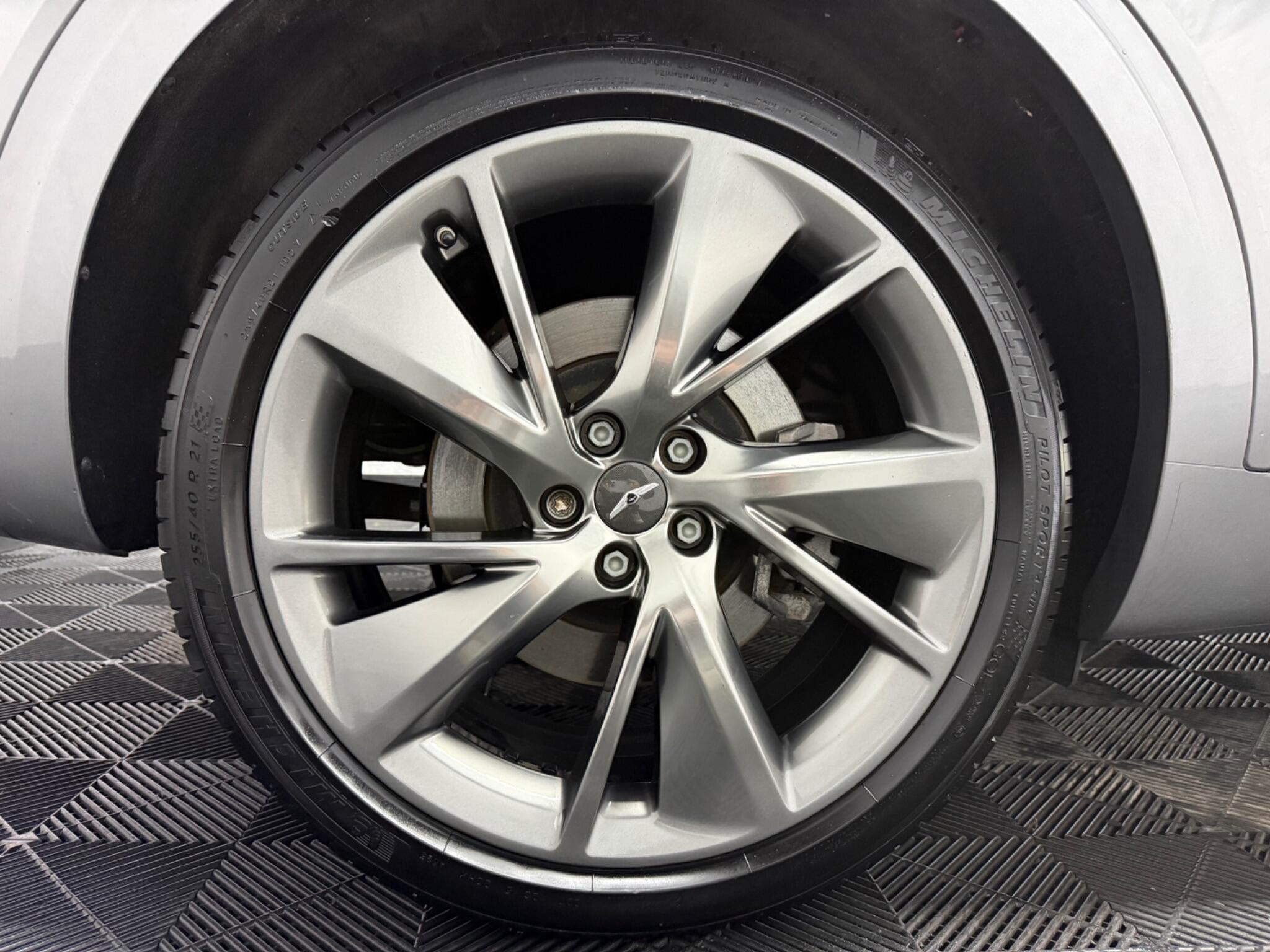 Genesis GV70 view 38
