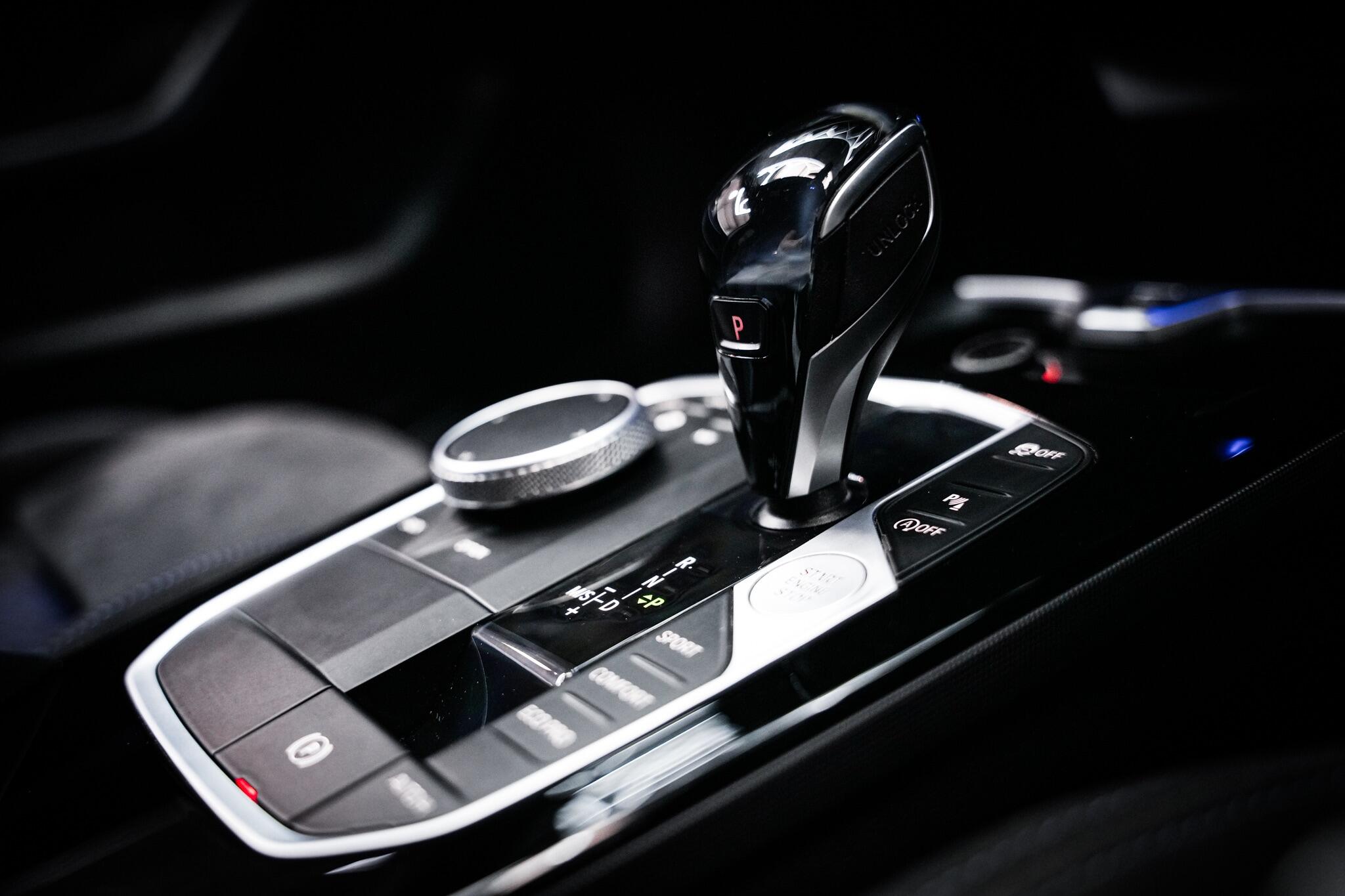 BMW 1 Series view 40