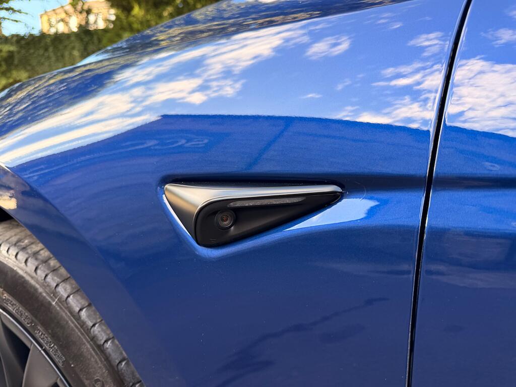 Tesla Model 3 view 26