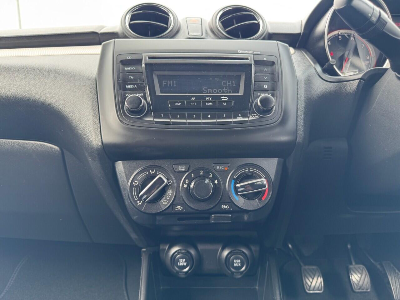 Suzuki Swift view 22