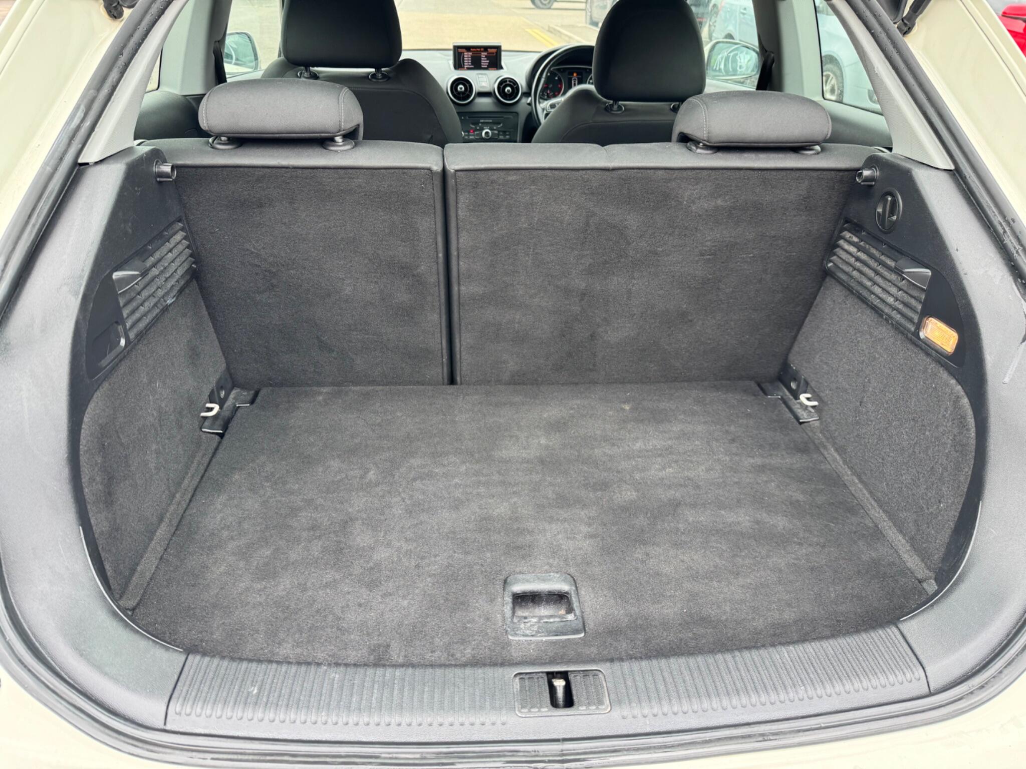 Audi A1 view 43