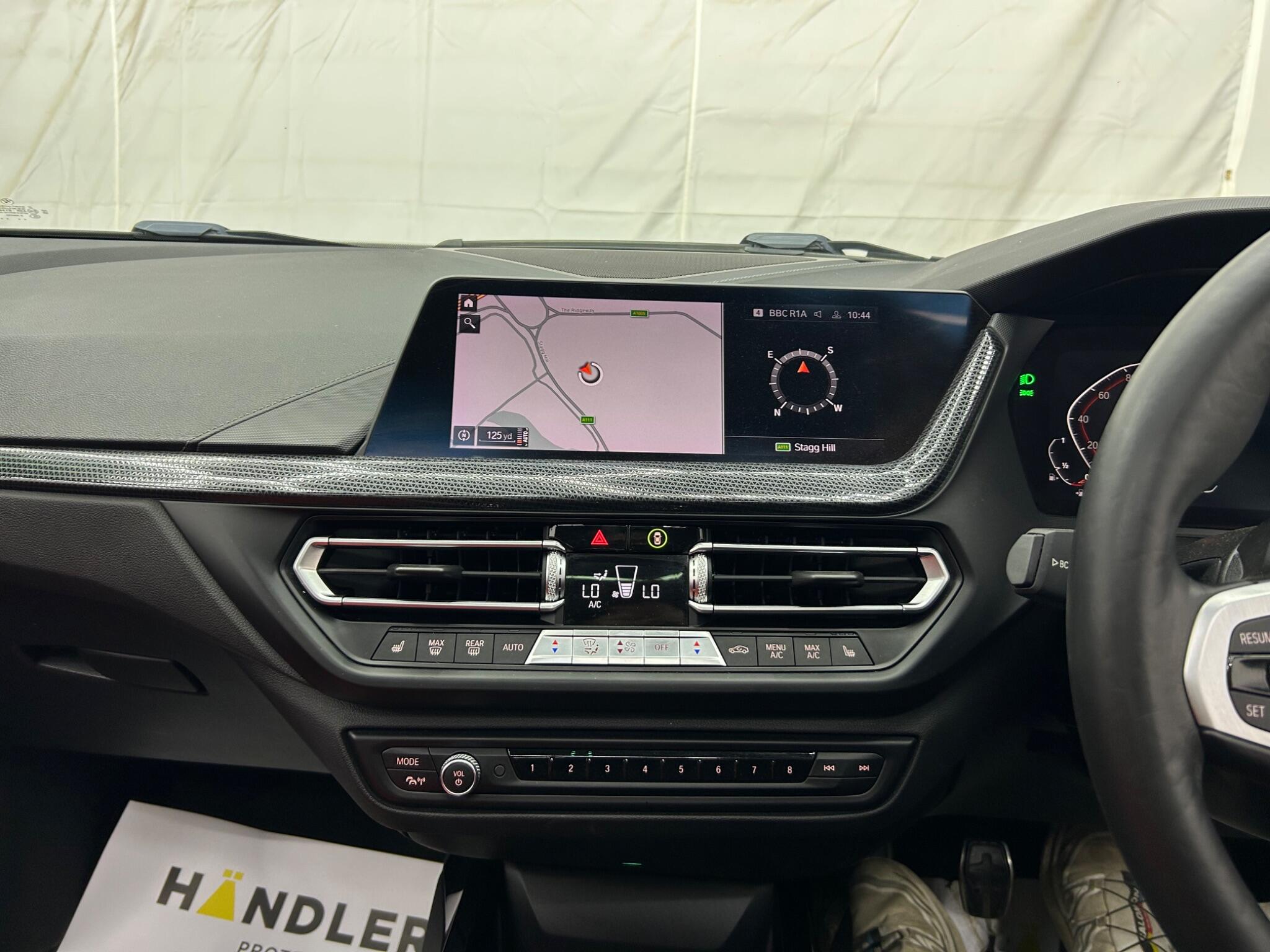 BMW 2 Series view 37