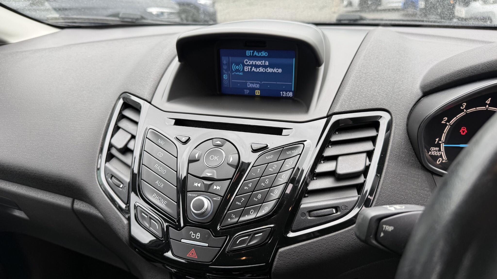 Ford Fiesta view 27