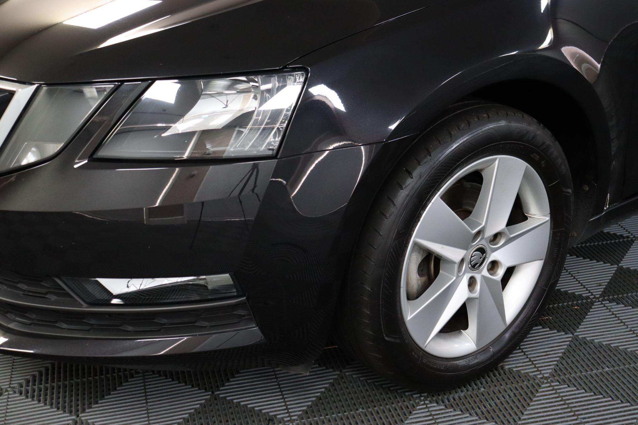 Skoda Octavia view 31