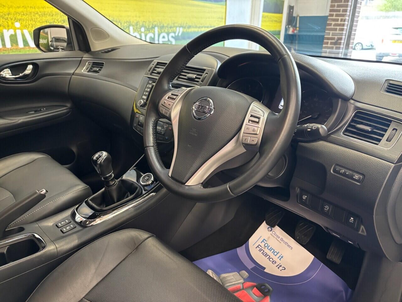 Nissan Pulsar view 10