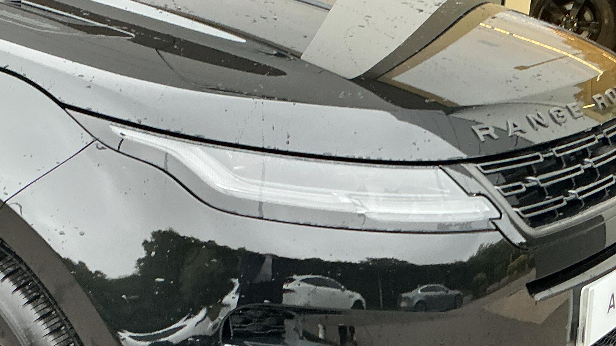 Land Rover Range Rover Evoque view 17