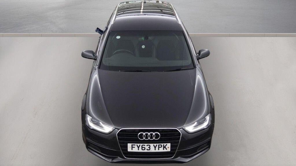 Audi A4 view 9