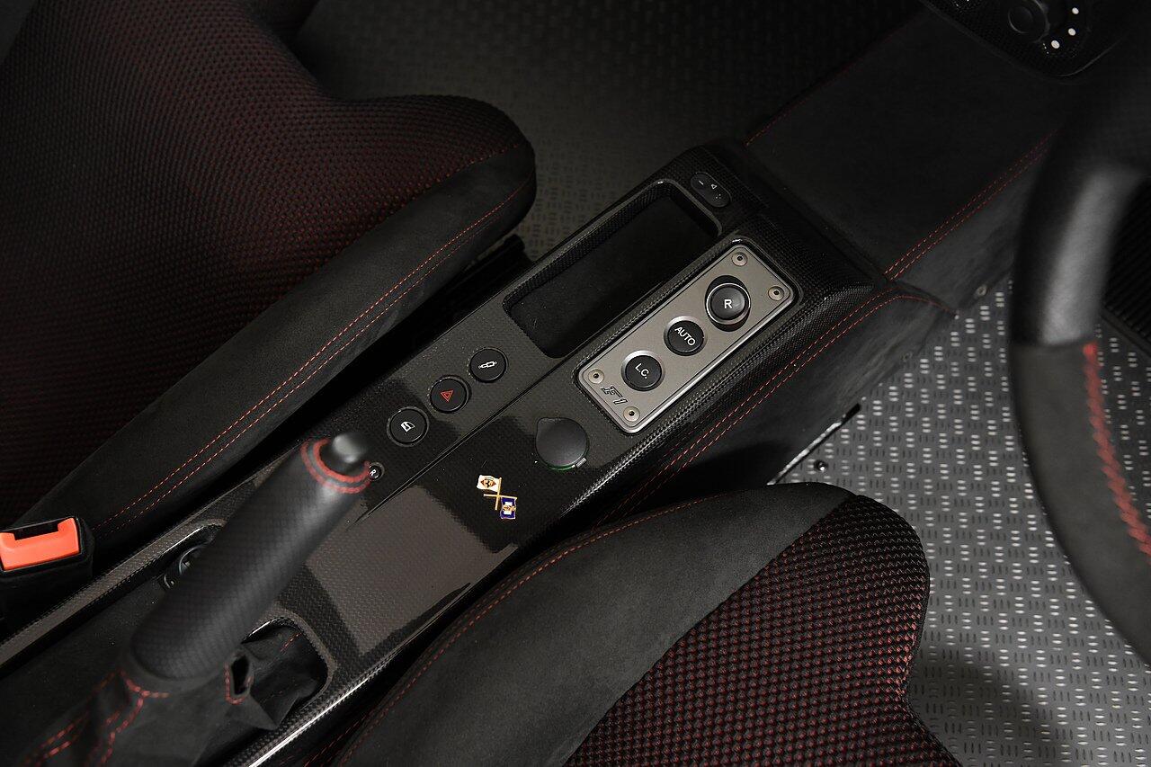 Ferrari F430 view 16