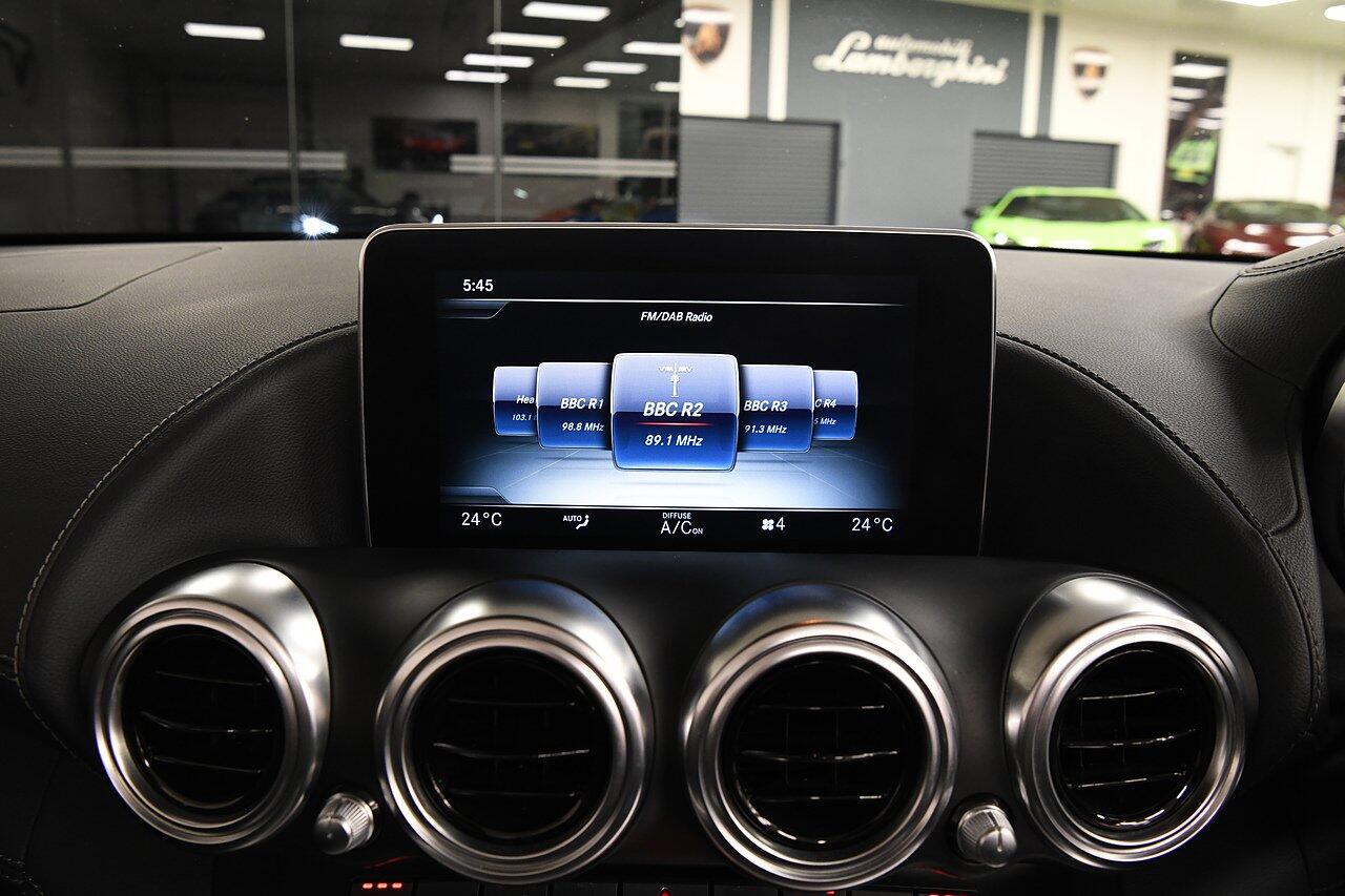 Mercedes-Benz AMG GT view 21