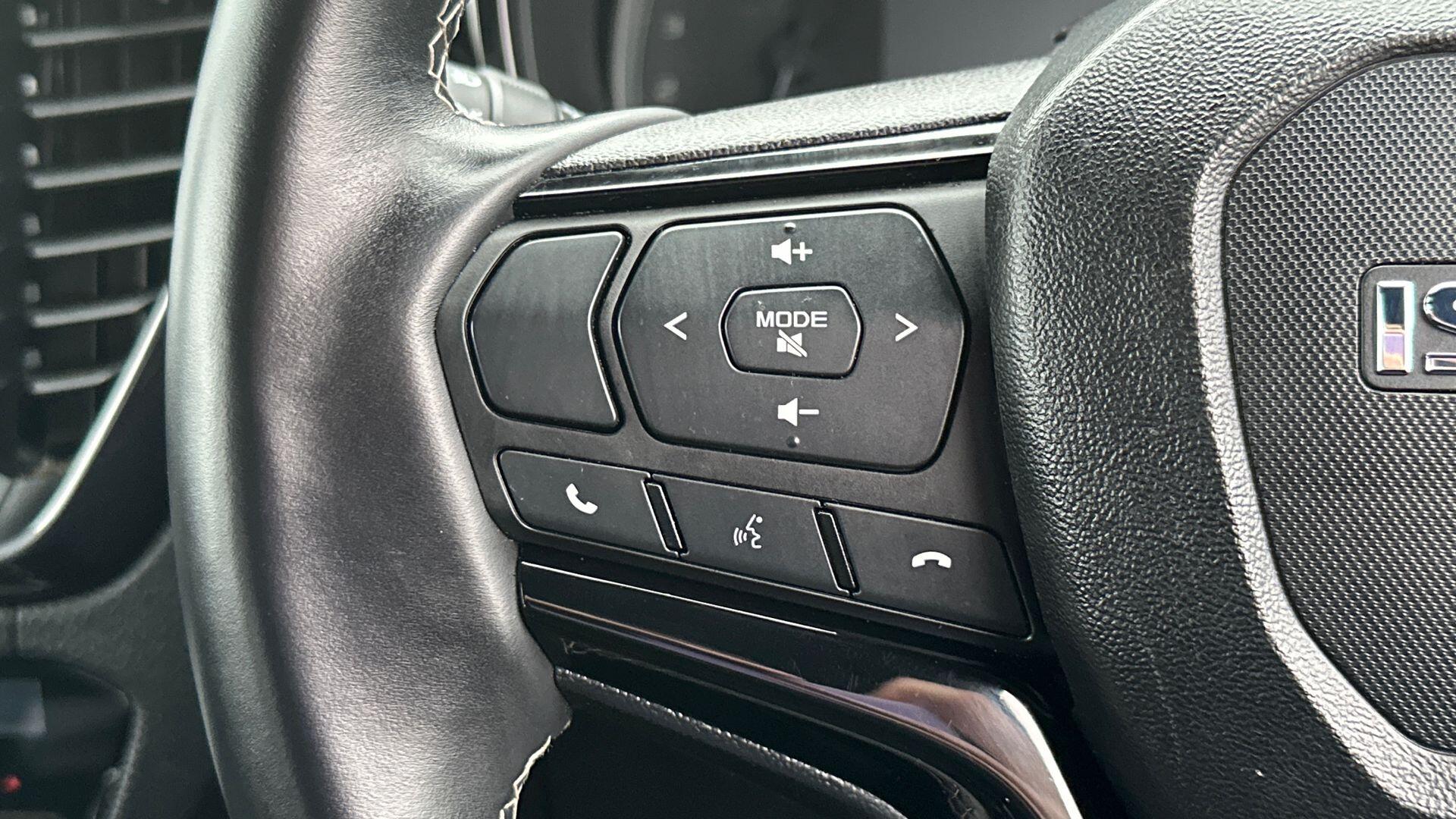Isuzu D-Max view 15
