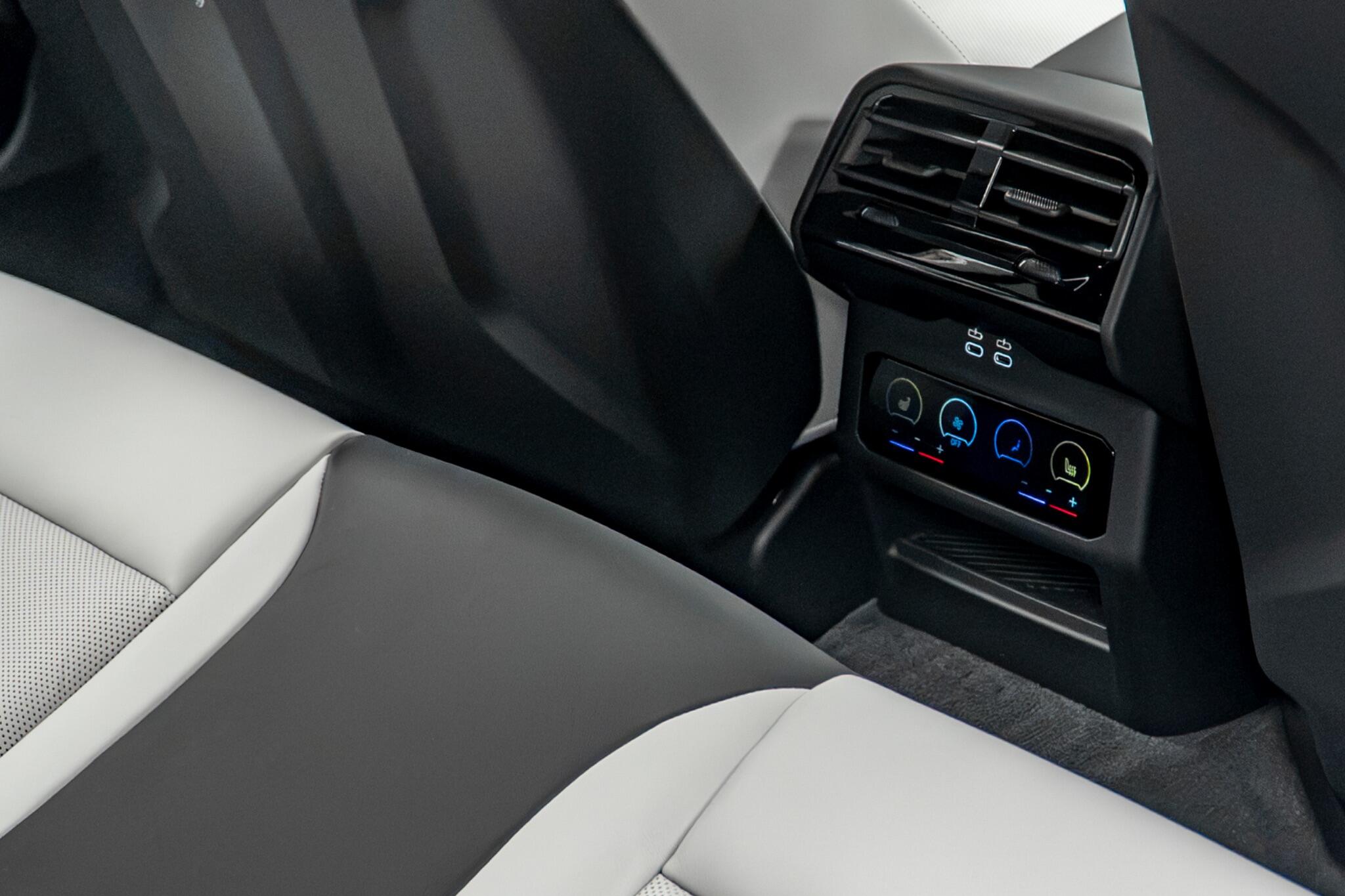 BMW M5 view 51