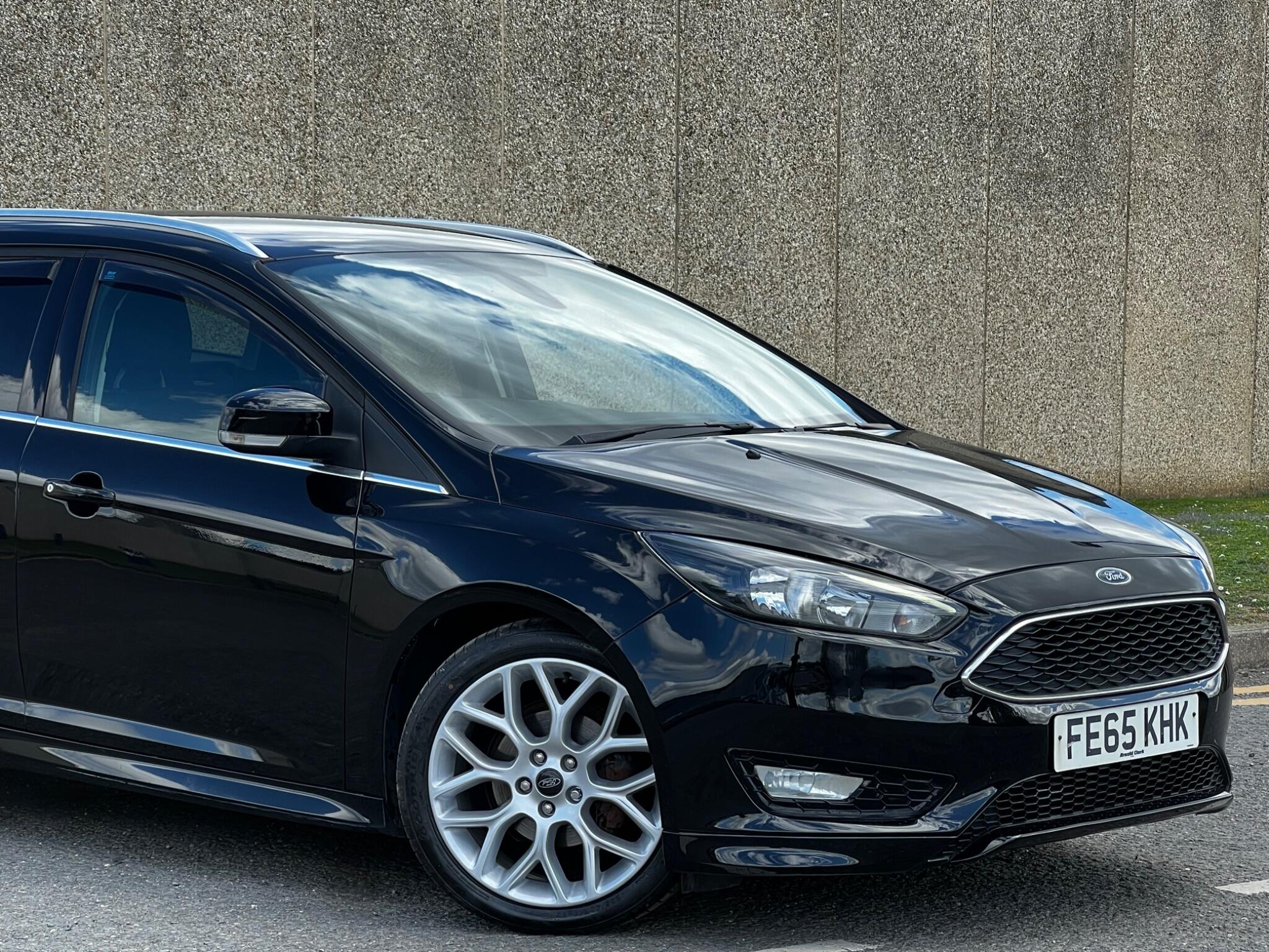 Ford Focus view 8