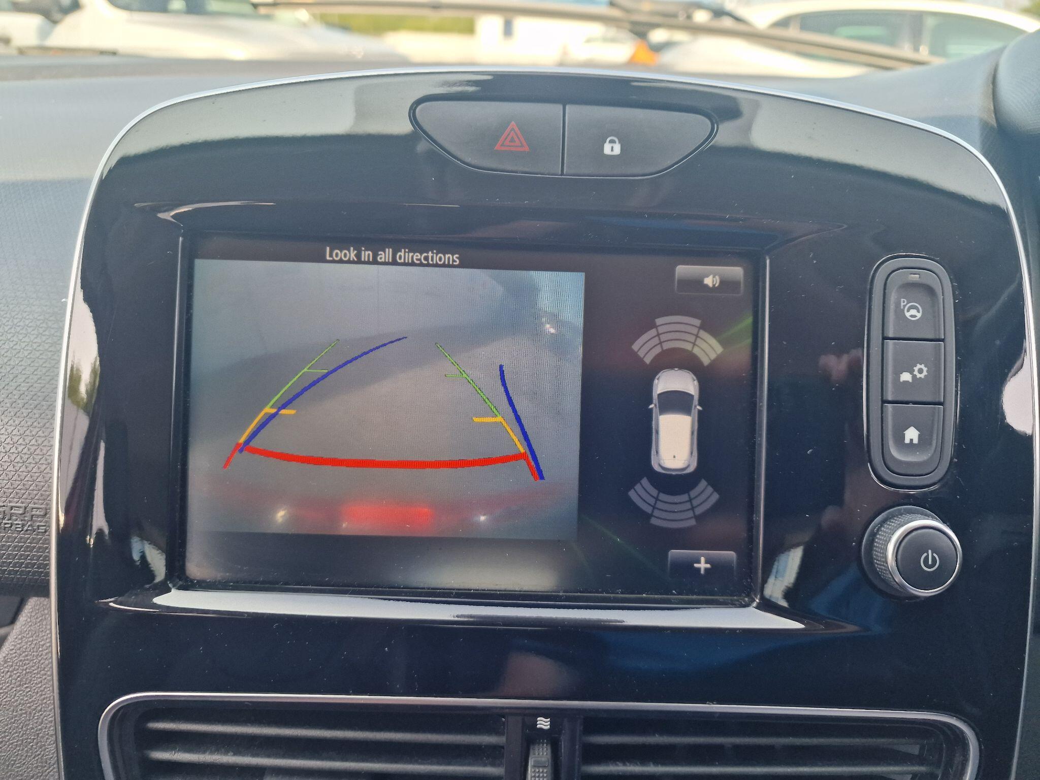 Renault Clio view 41