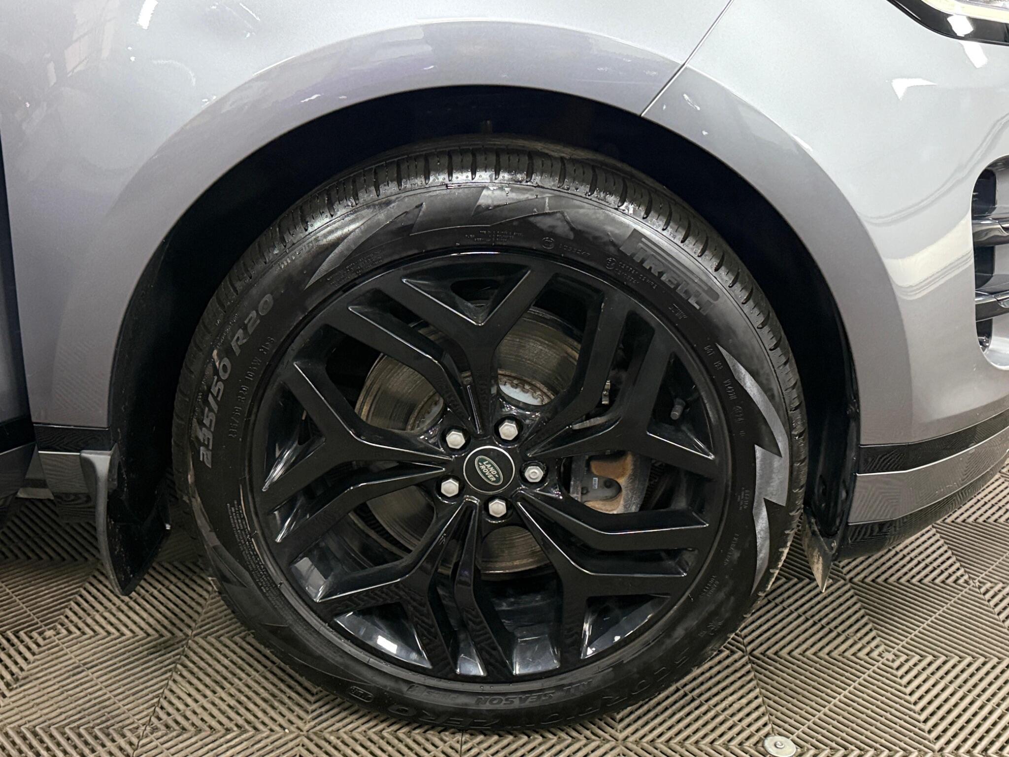 Land Rover Range Rover Evoque view 37
