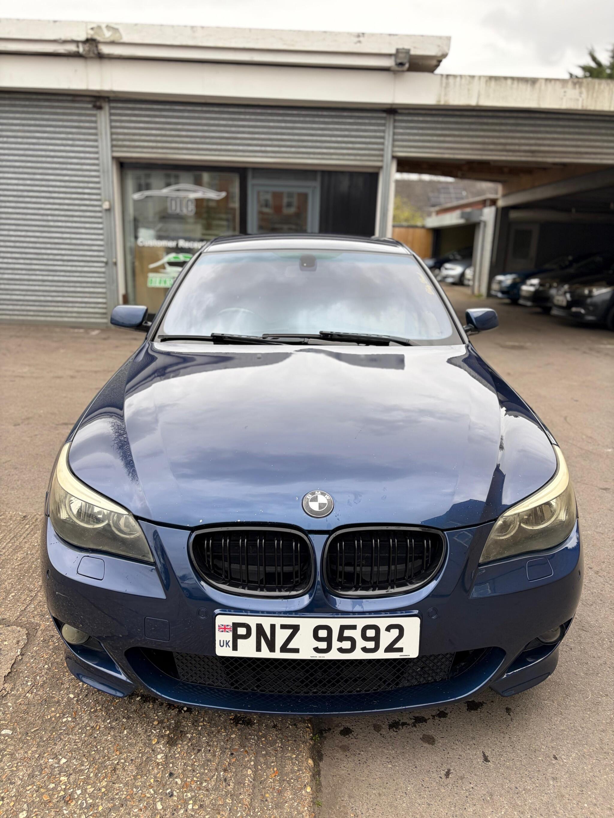 2004 BMW 5 Series 3.0 530d Sport Auto Euro 4 4dr image 4