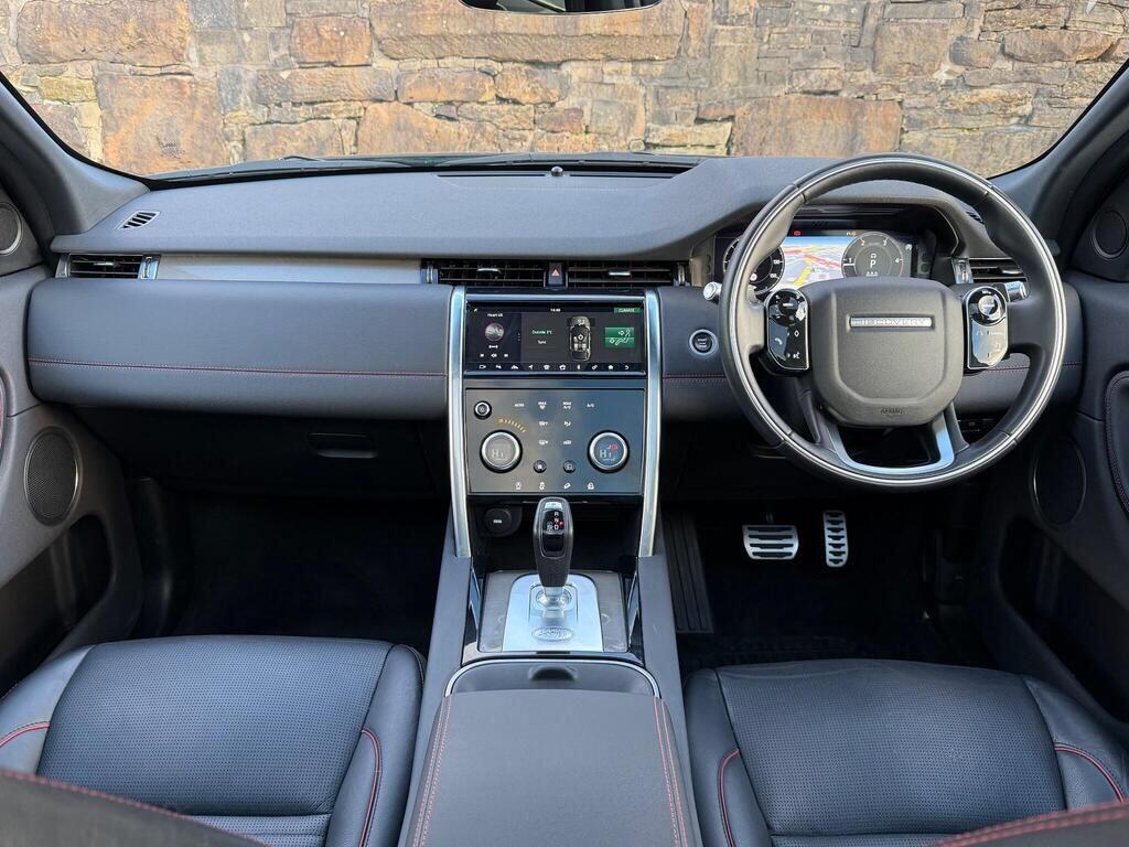 Land Rover Discovery Sport view 10