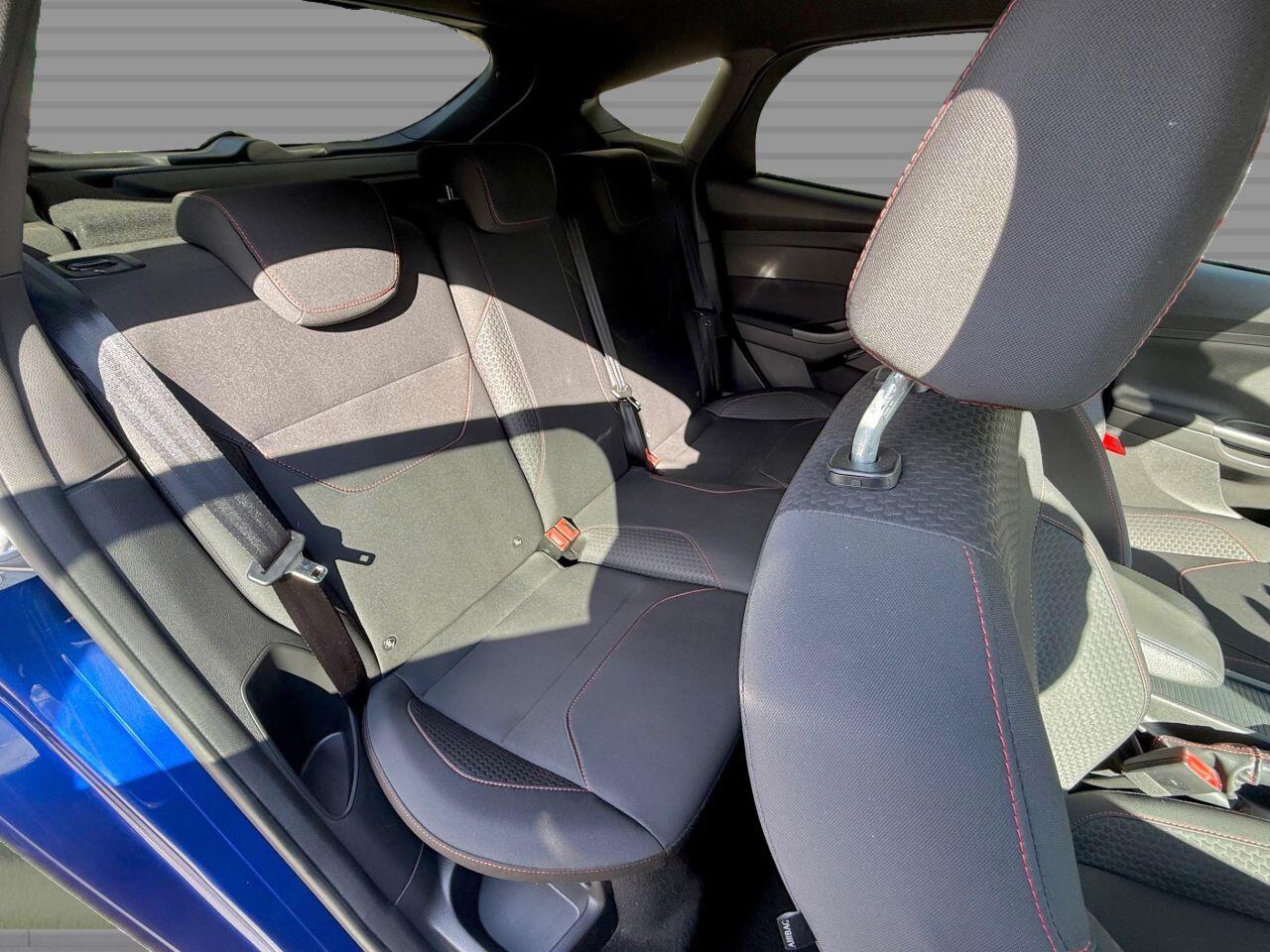 Ford Focus view 25