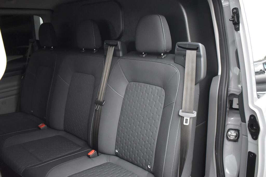 Ford Transit Custom view 42