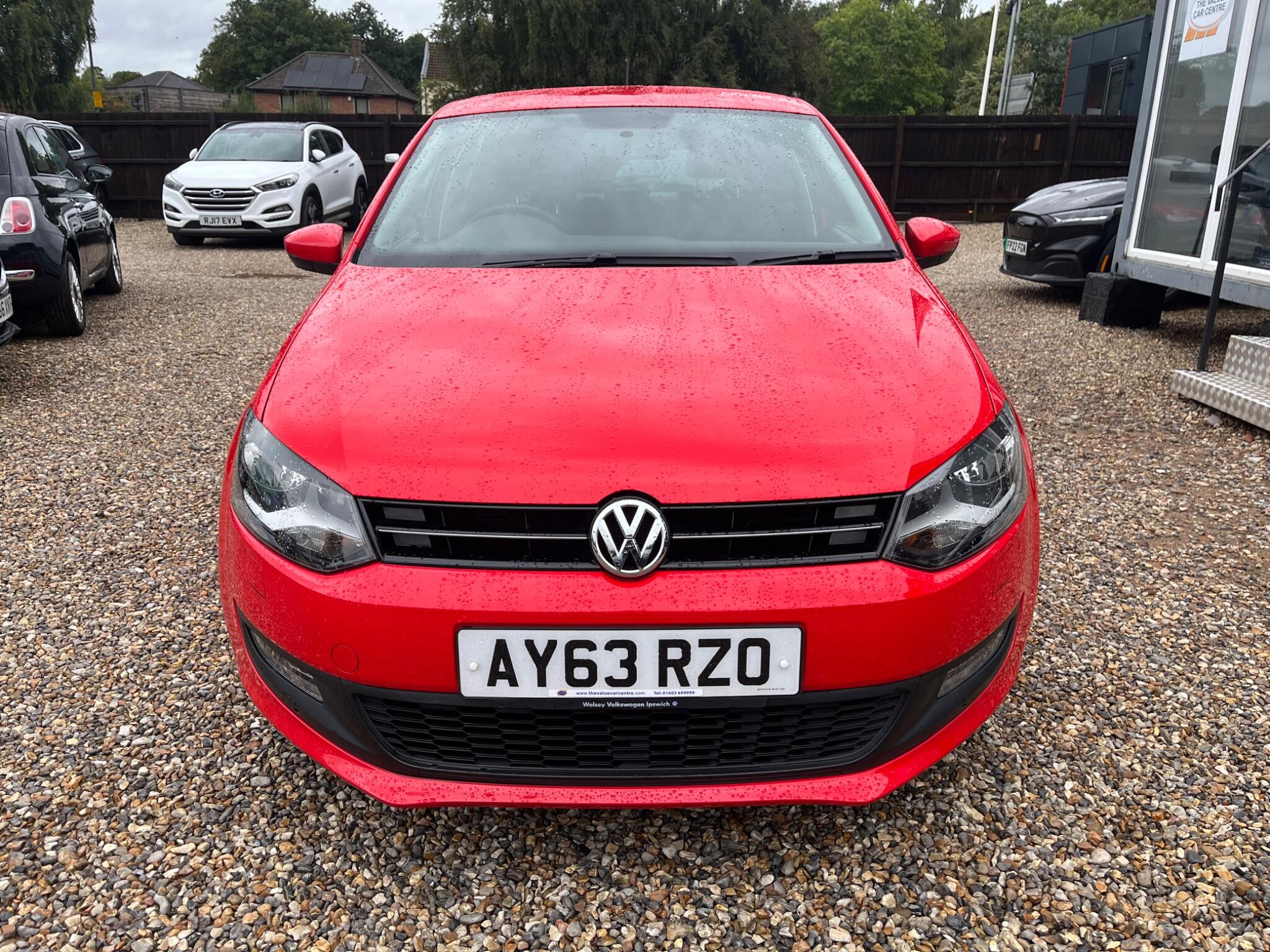 Volkswagen Polo view 2