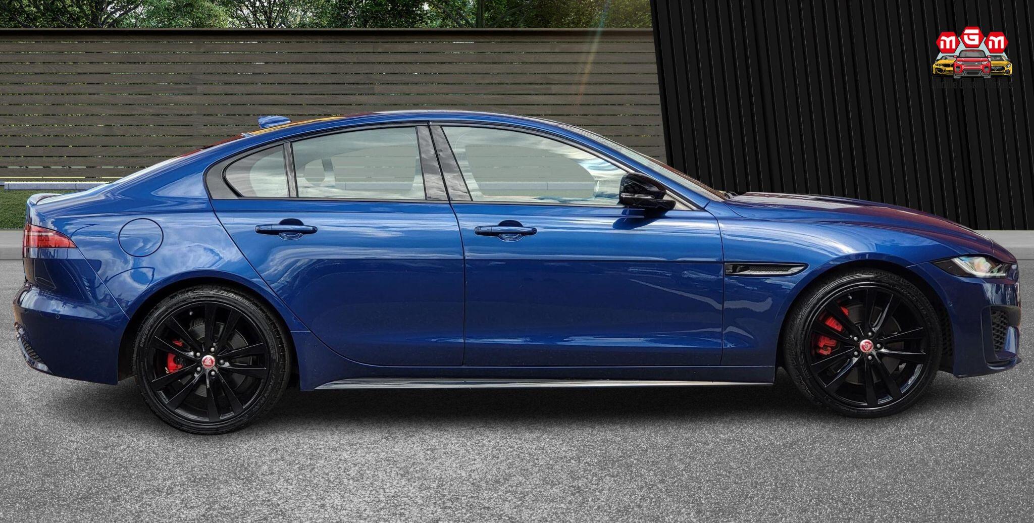 Jaguar Xe view 9