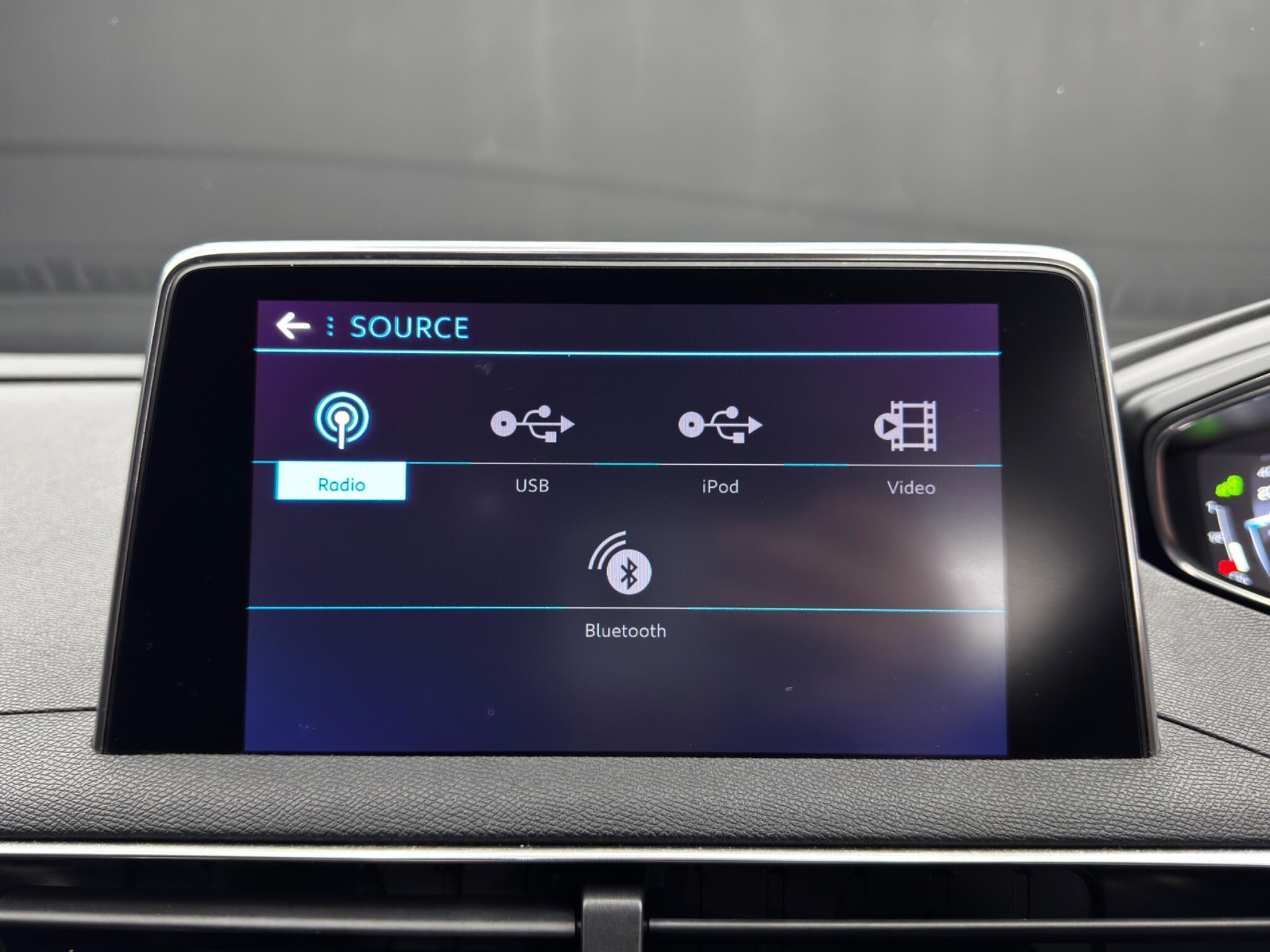 Peugeot 3008 view 32