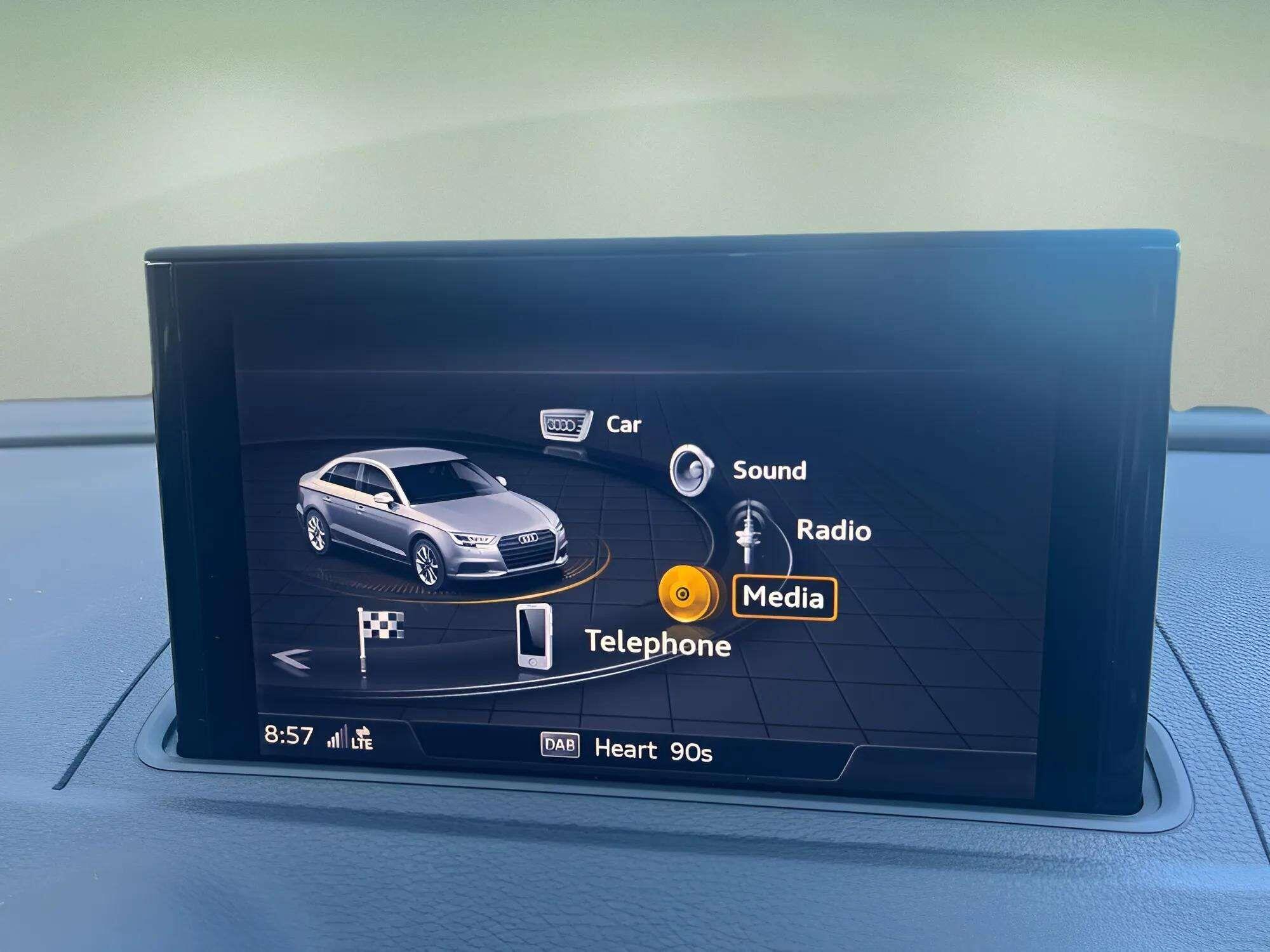 Audi A3 view 27