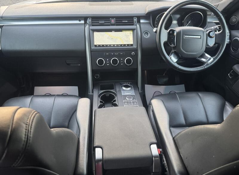 Land Rover Discovery 3 view 40