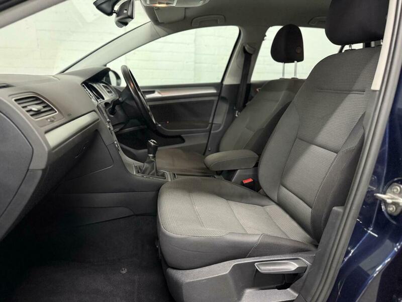 2016 Volkswagen Golf 2.0 TDI BlueMotion Tech Match Edition Euro 6 (s/s) 5dr • 112,500 miles image 31