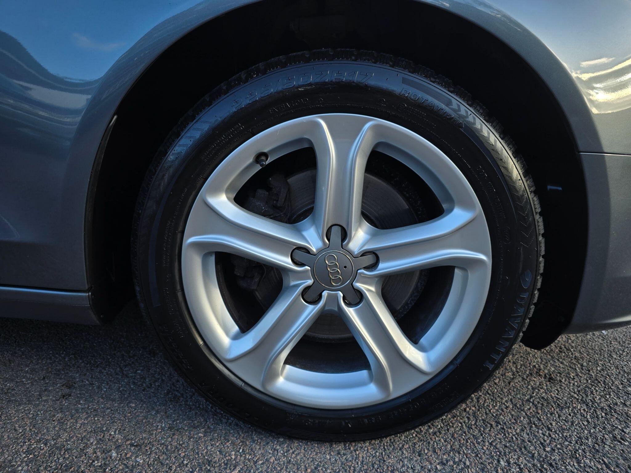 Audi A4 view 65