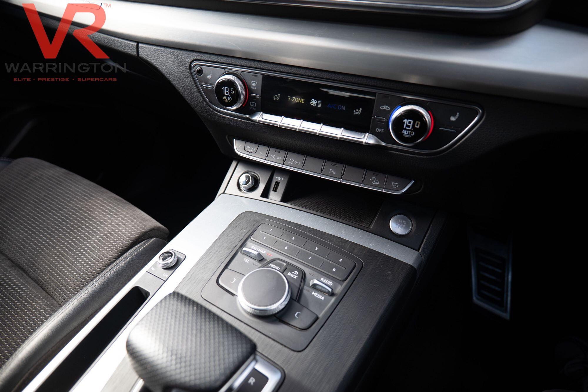 Audi Q5 view 27