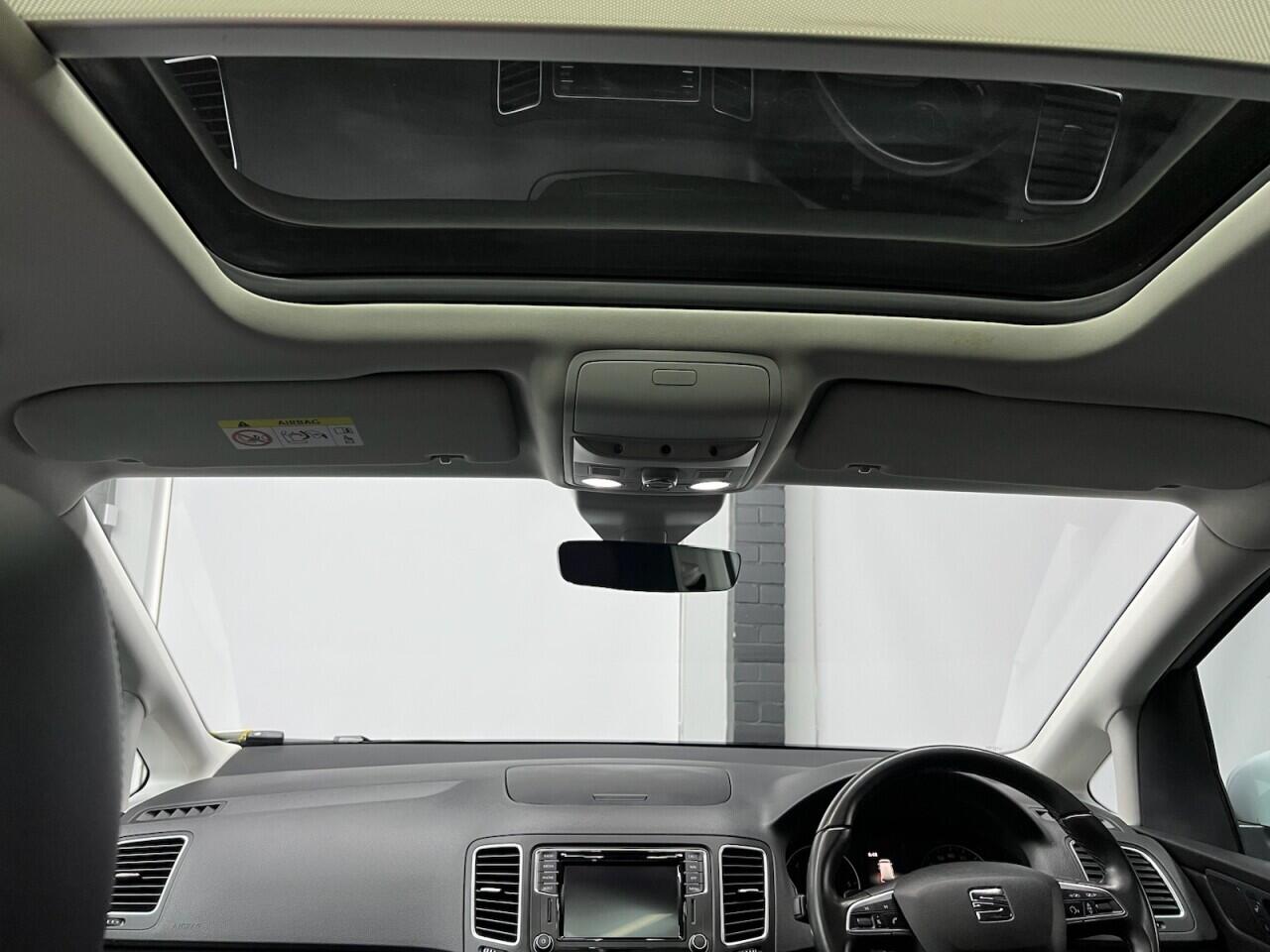 SEAT Alhambra view 43
