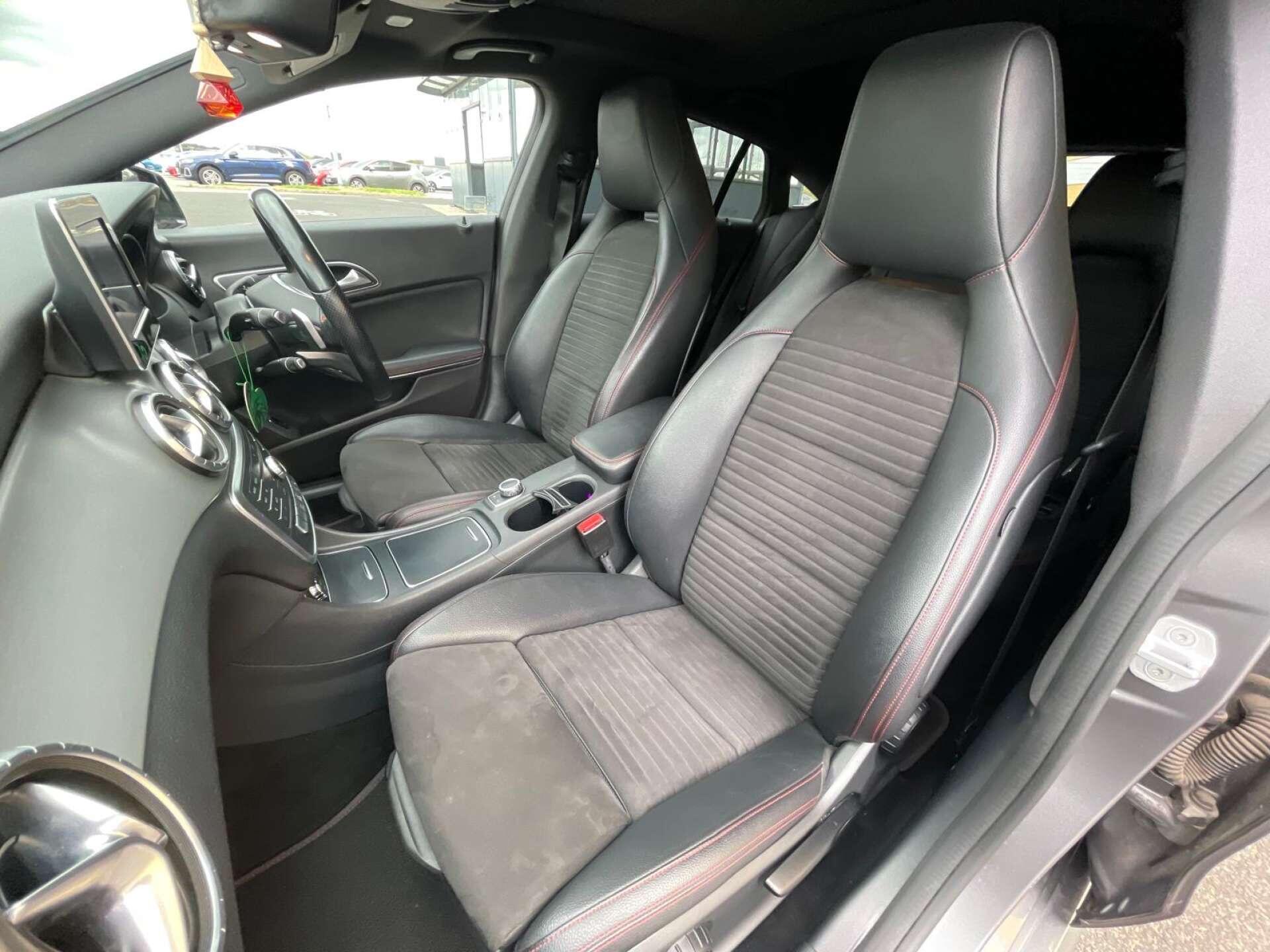 Mercedes-Benz Cla view 35