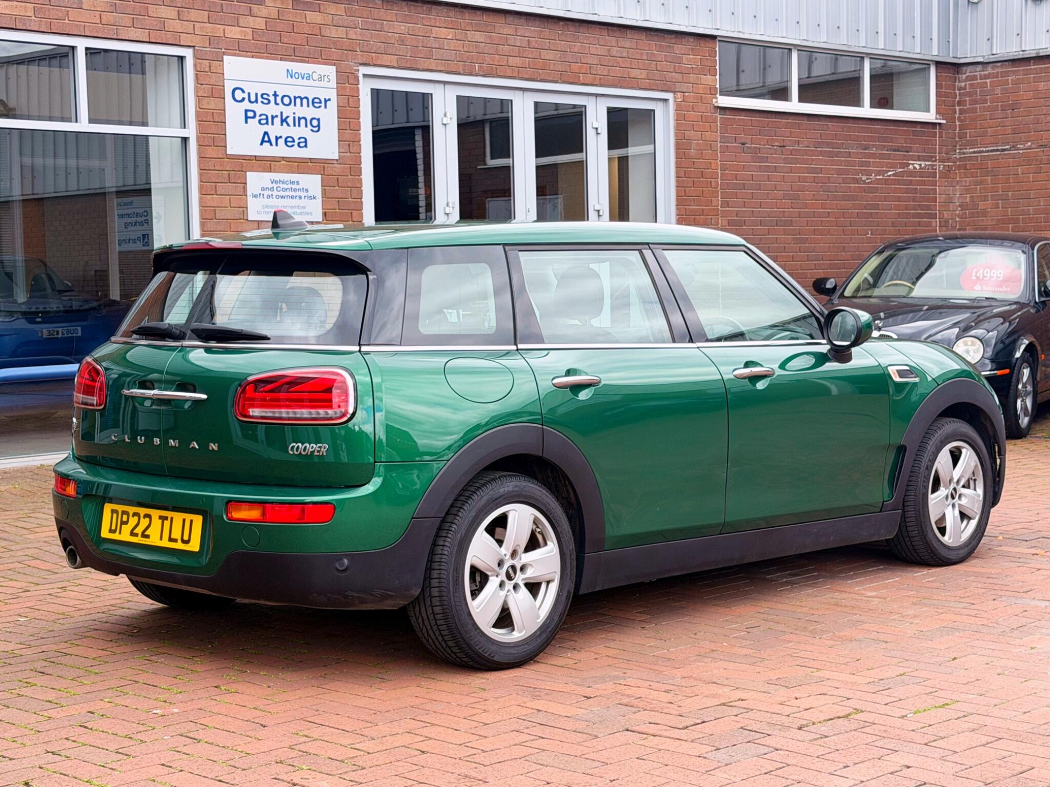 Mini Clubman view 20