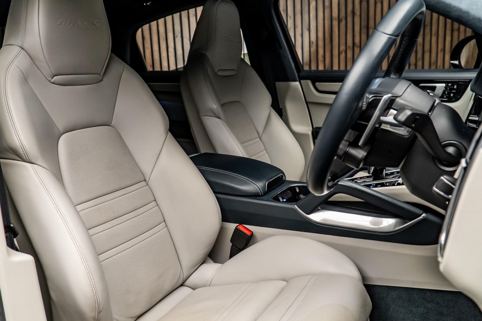 Porsche Cayenne view 2