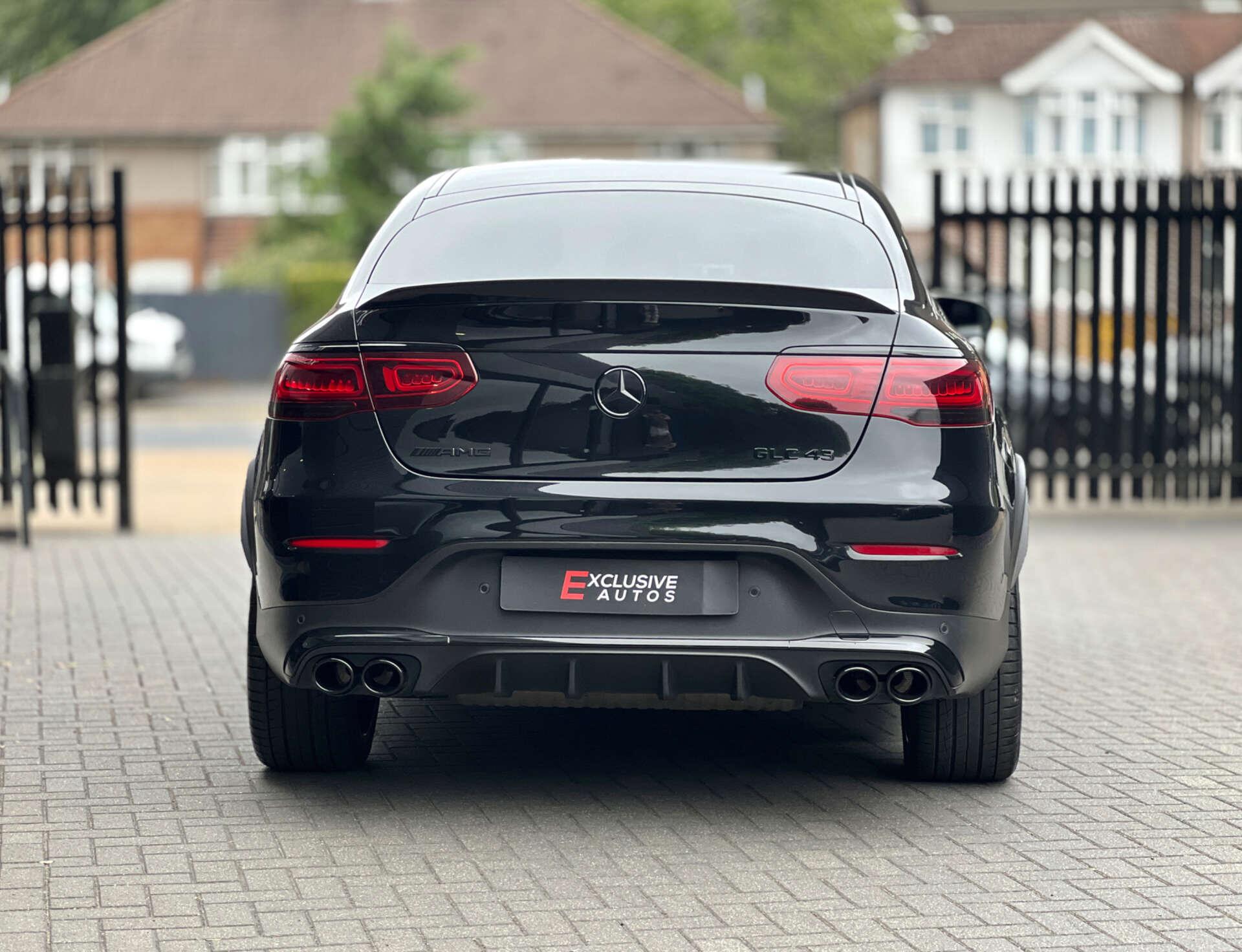 Mercedes-Benz GLC view 5