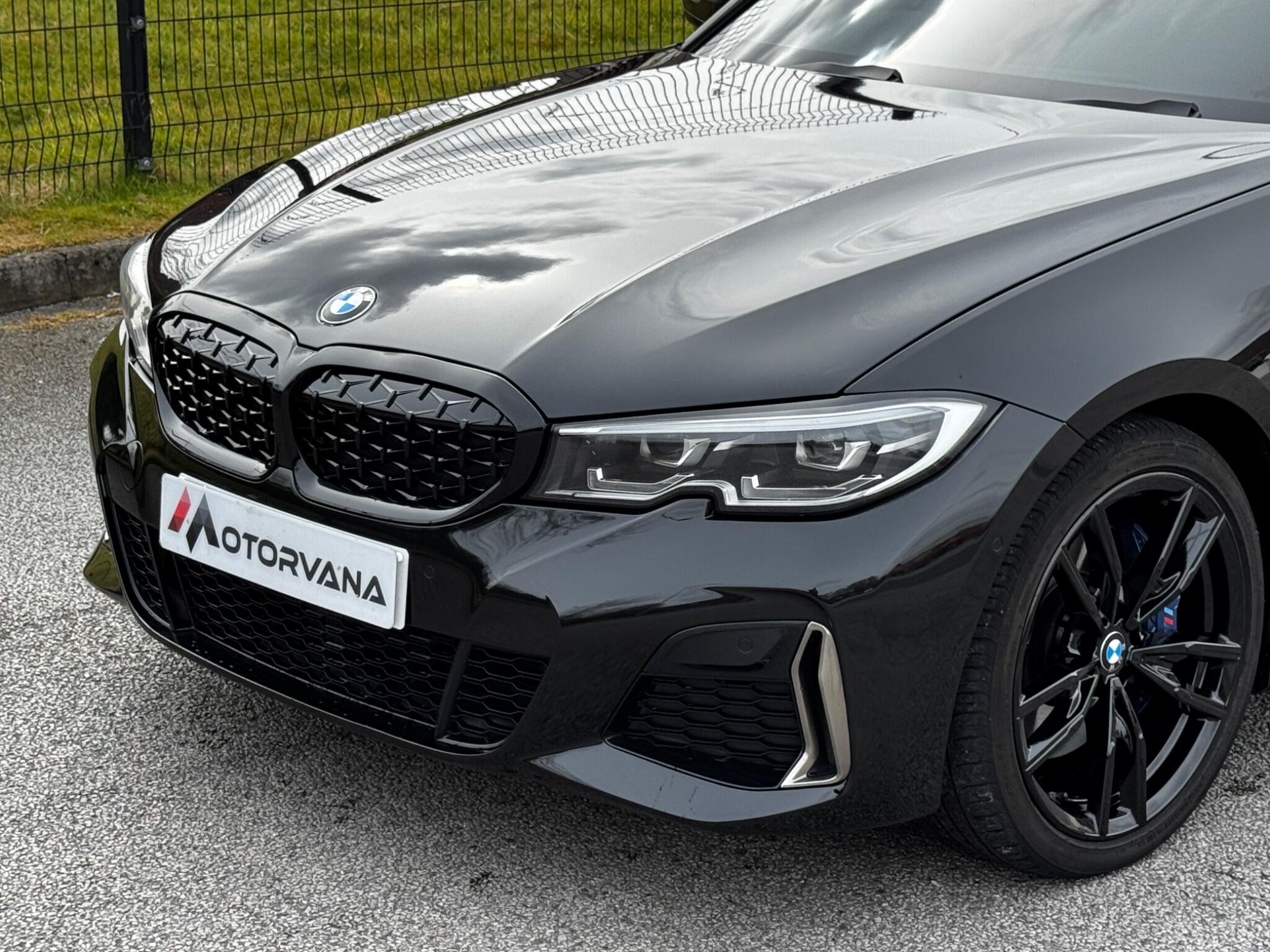 BMW 3 Series view 54