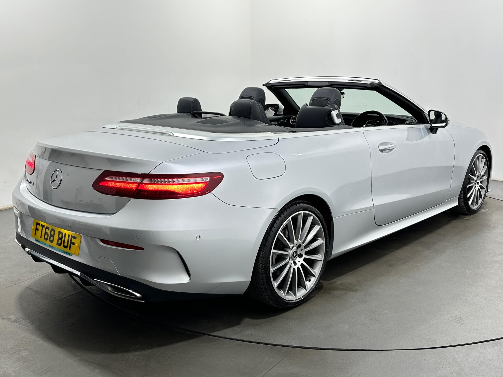 Mercedes-Benz E-Class view 48