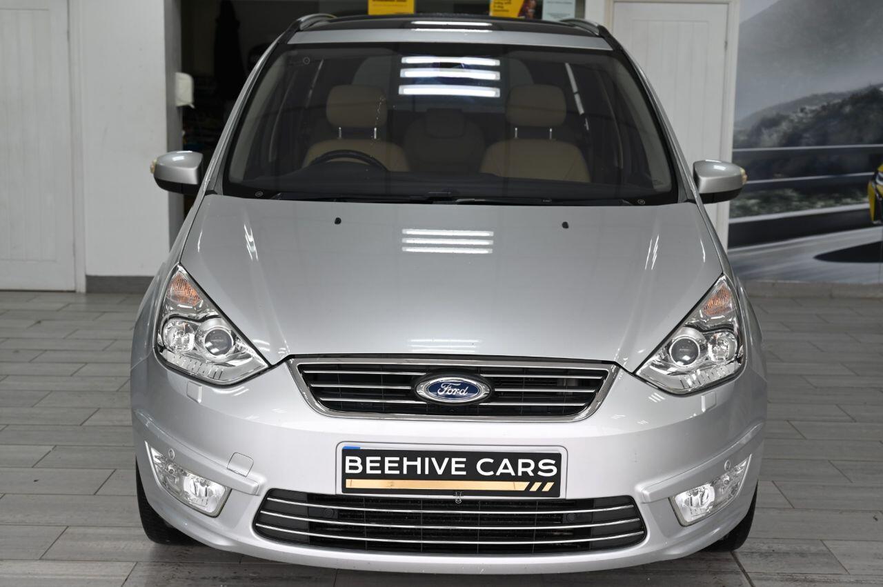 Ford Galaxy view 6