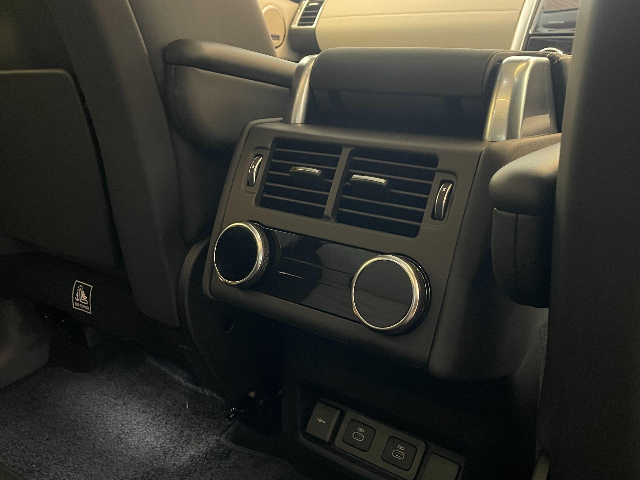 Land Rover Discovery view 42