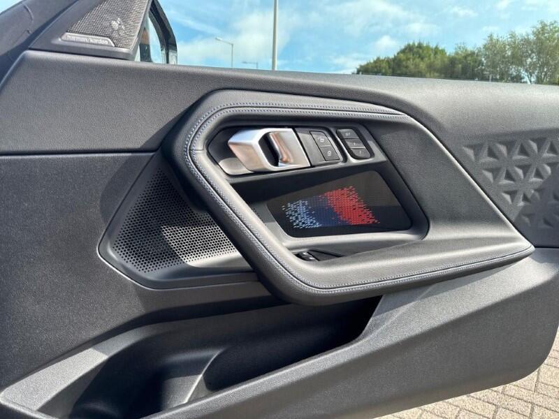 BMW M2 view 21