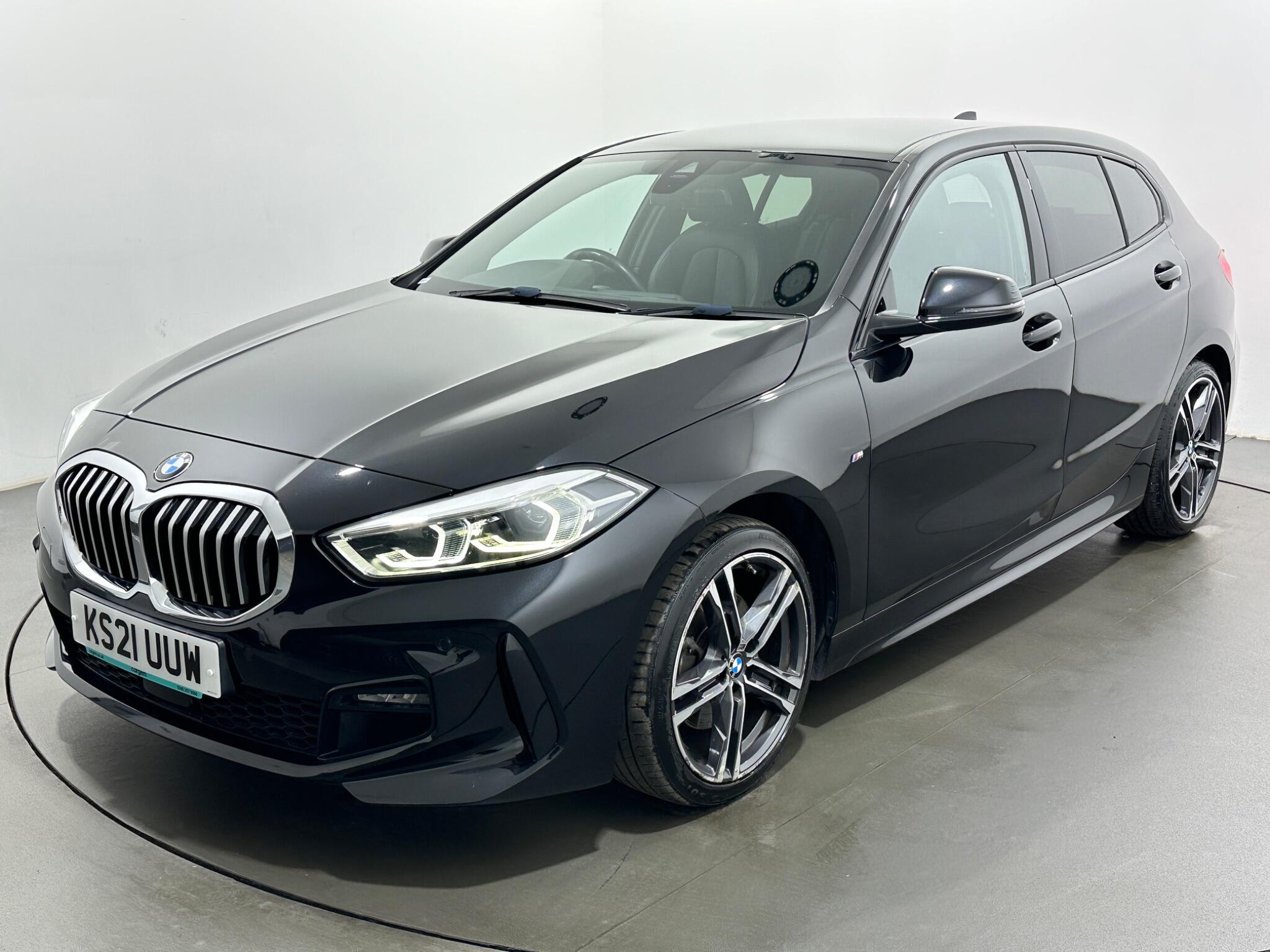 BMW 1 Series view 55