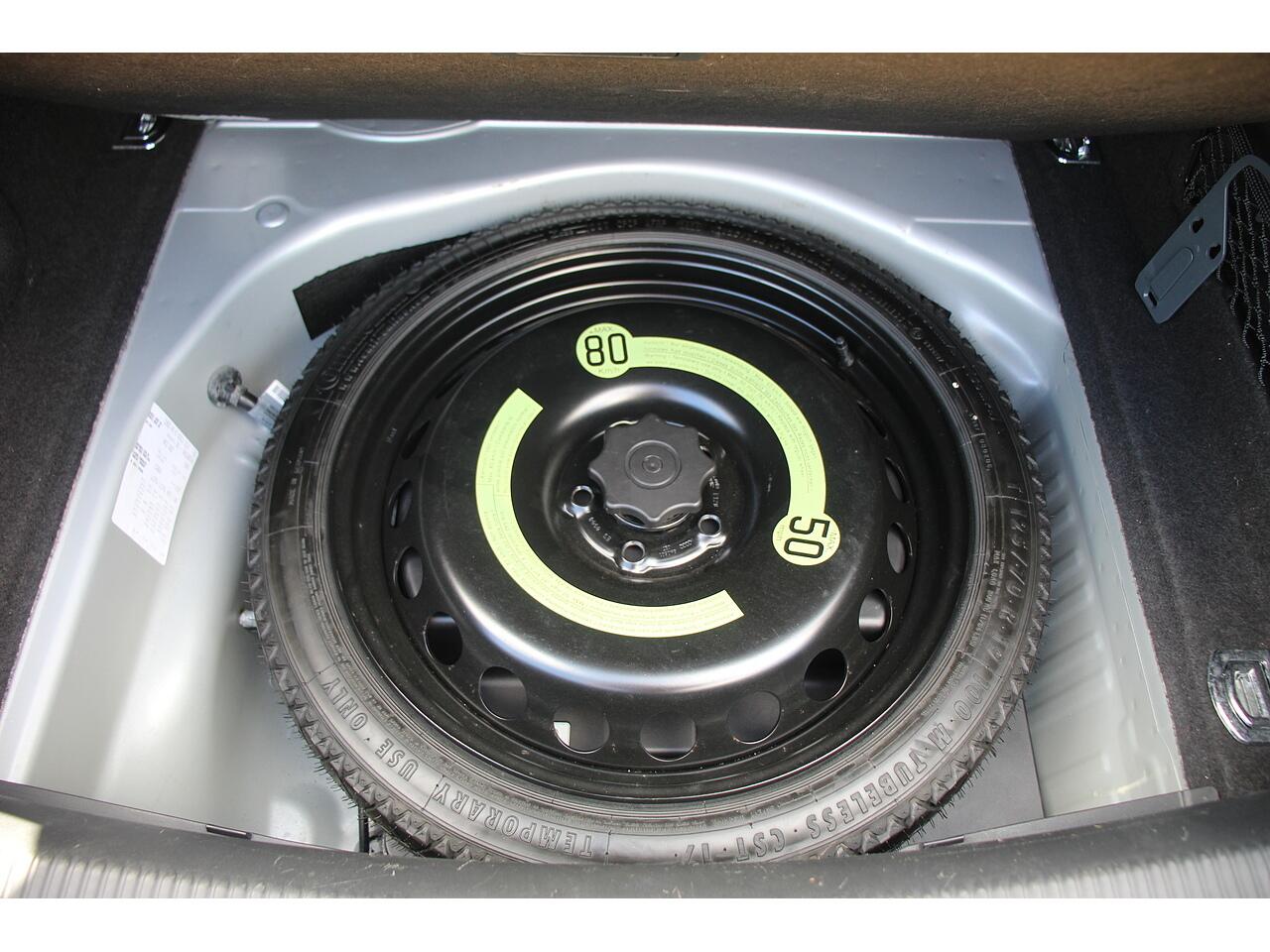 Audi A4 view 40