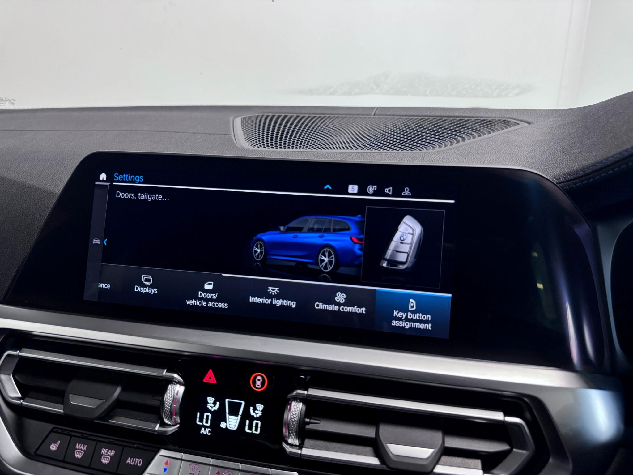 BMW 3 Series view 55