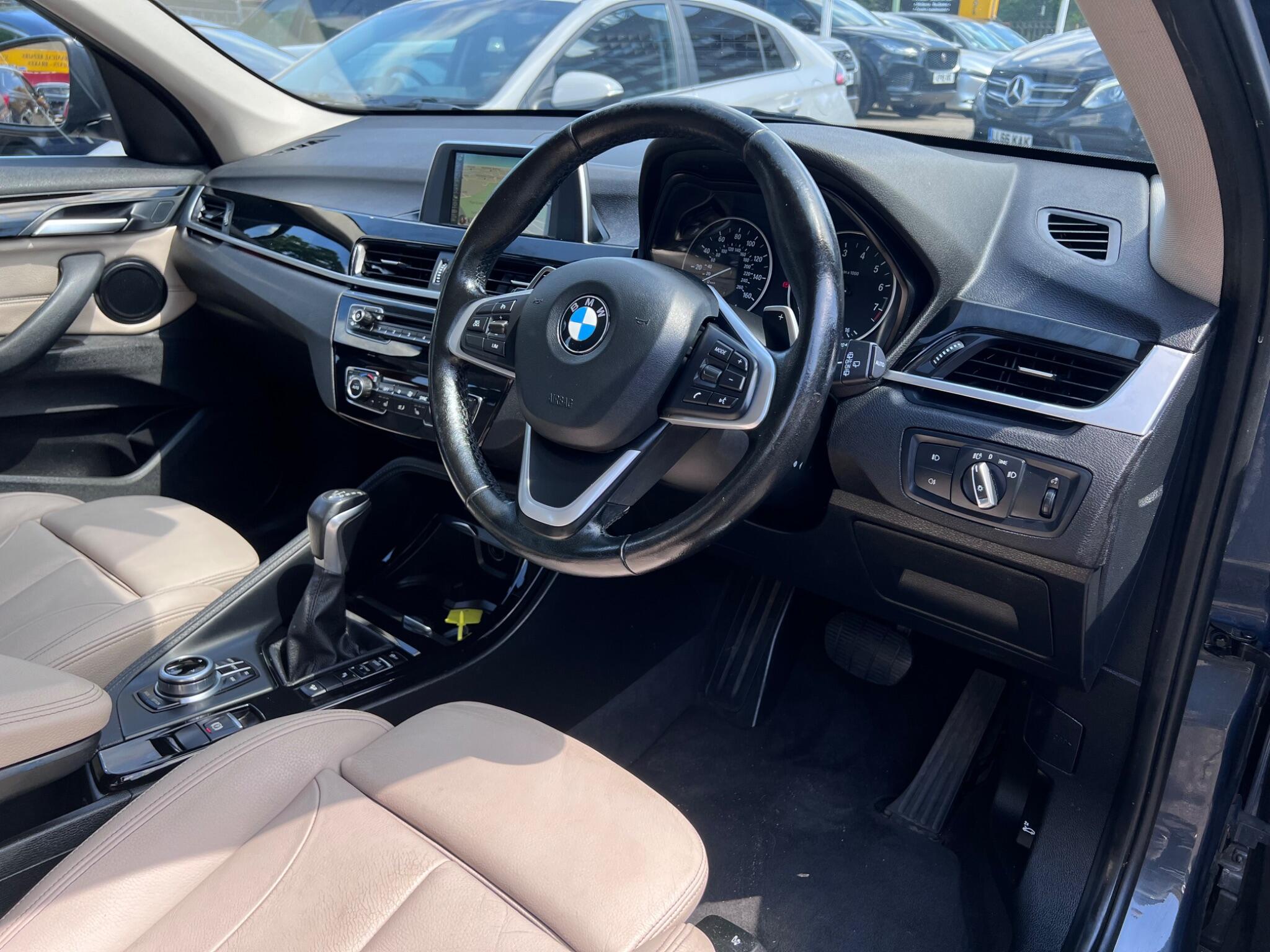 BMW X1 view 18