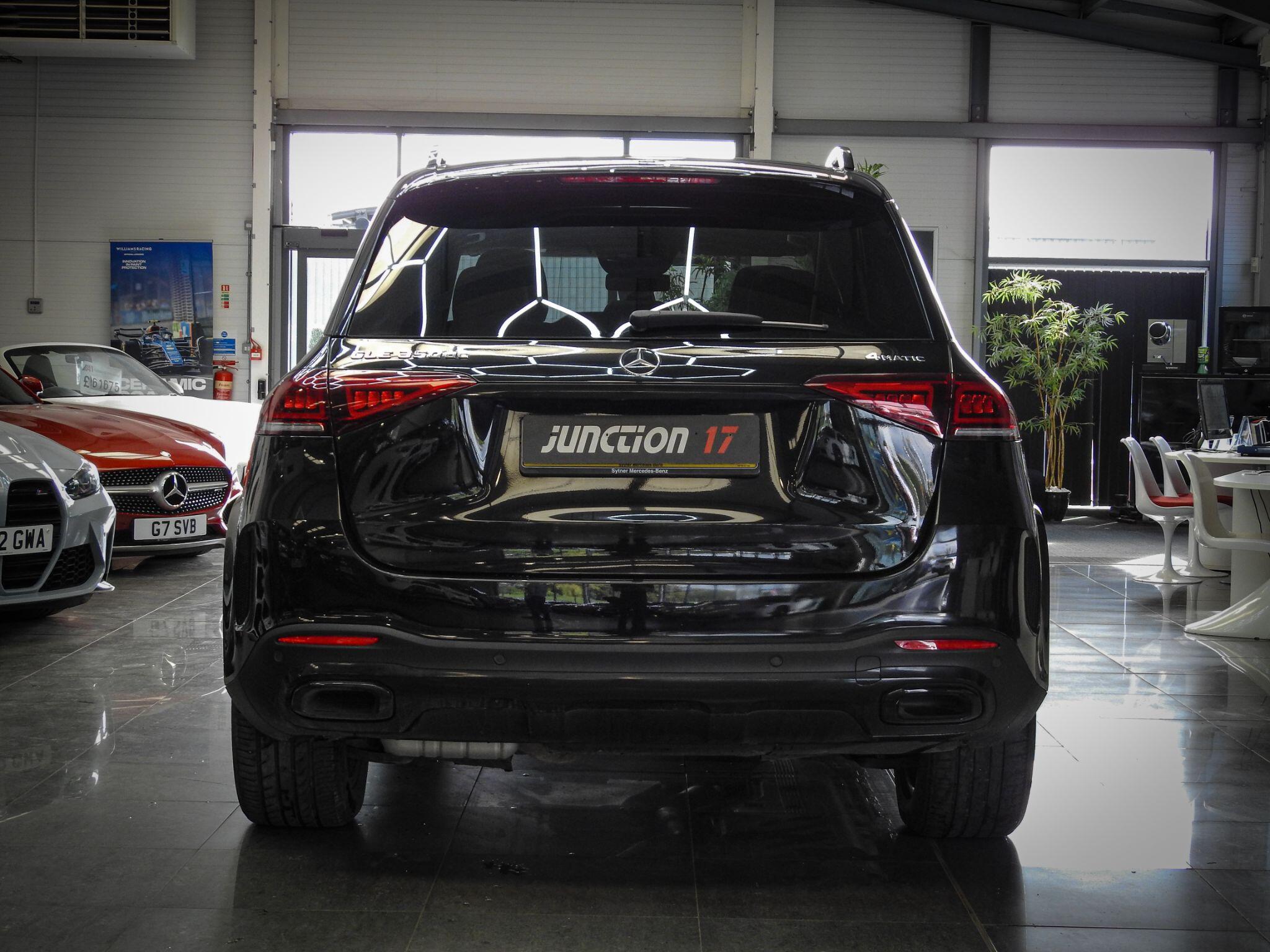 Mercedes-Benz Gle view 15