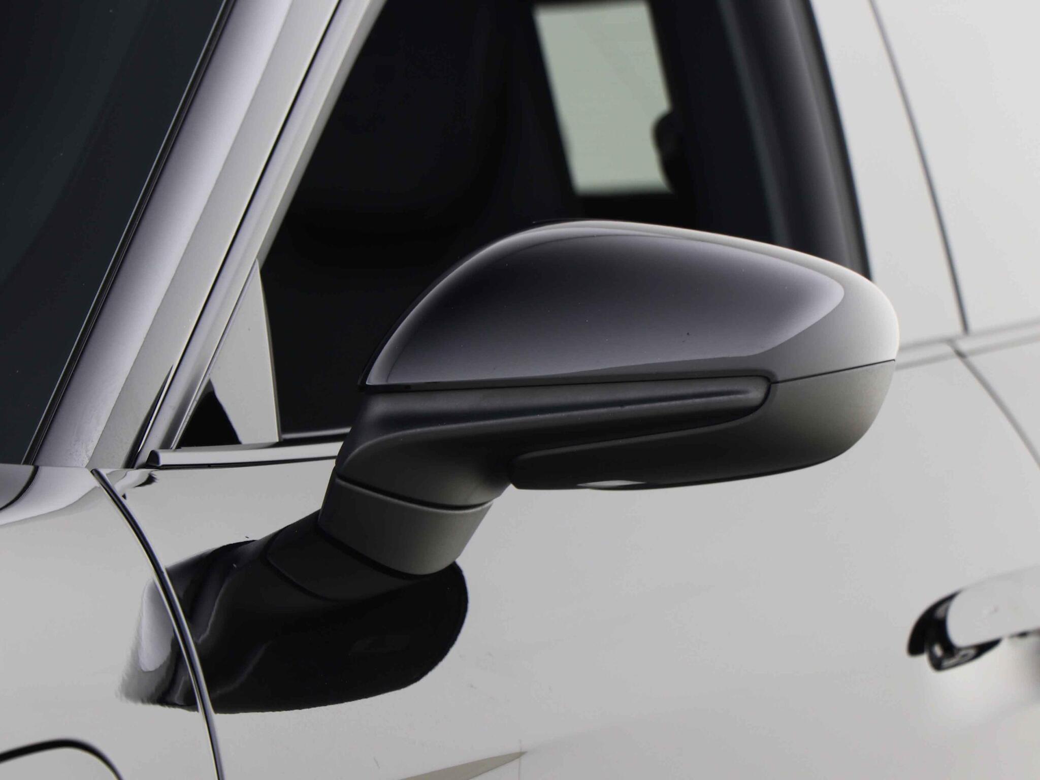 Porsche Taycan view 19
