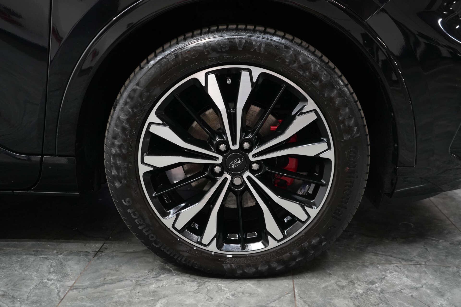 Ford Kuga view 7