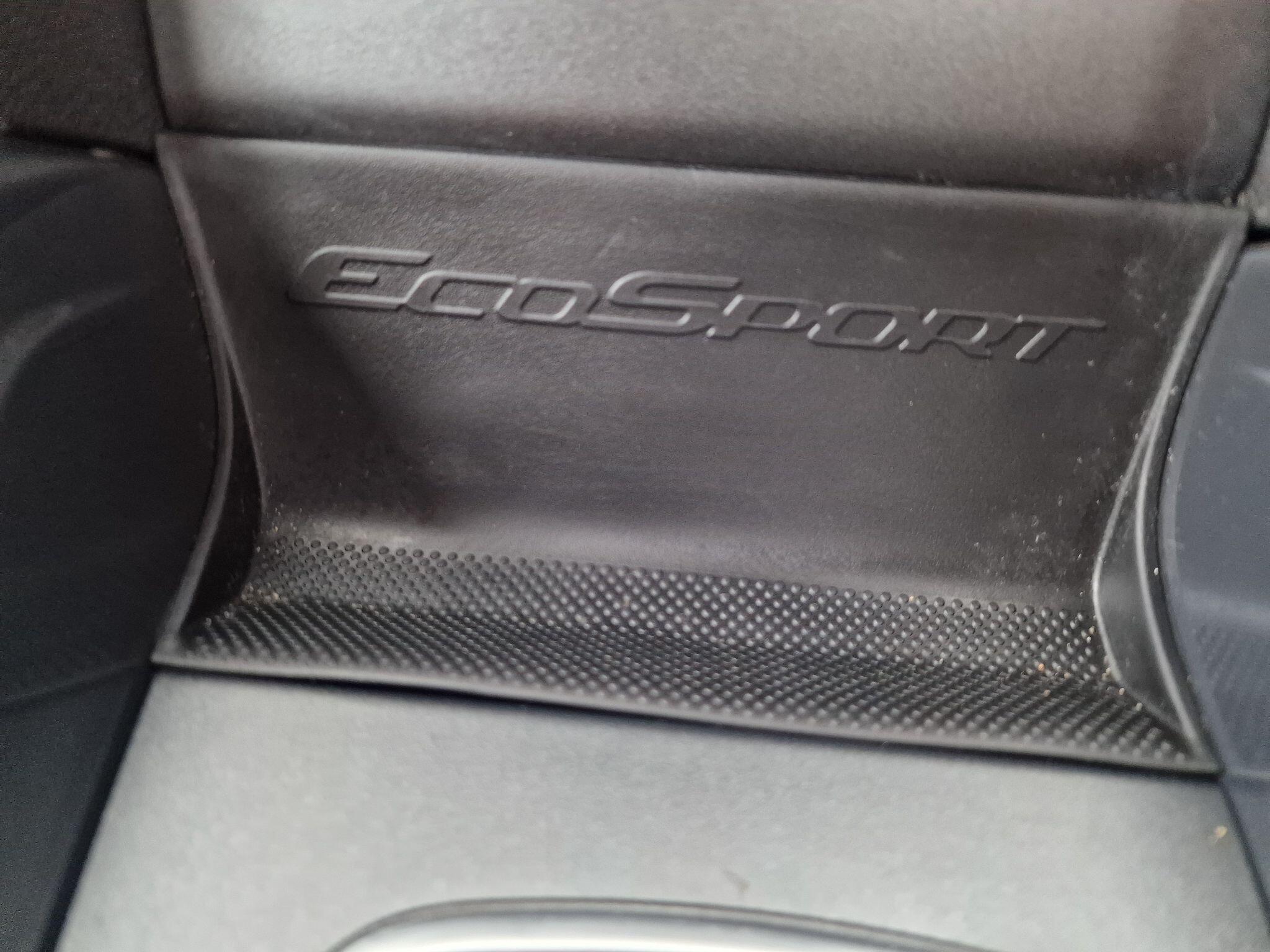 Ford Ecosport view 50